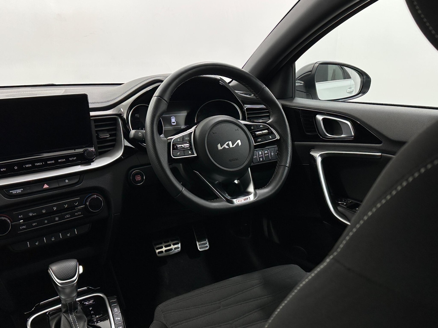 Used Kia Pro Ceed 2023 for sale - 78184426: Photo 12