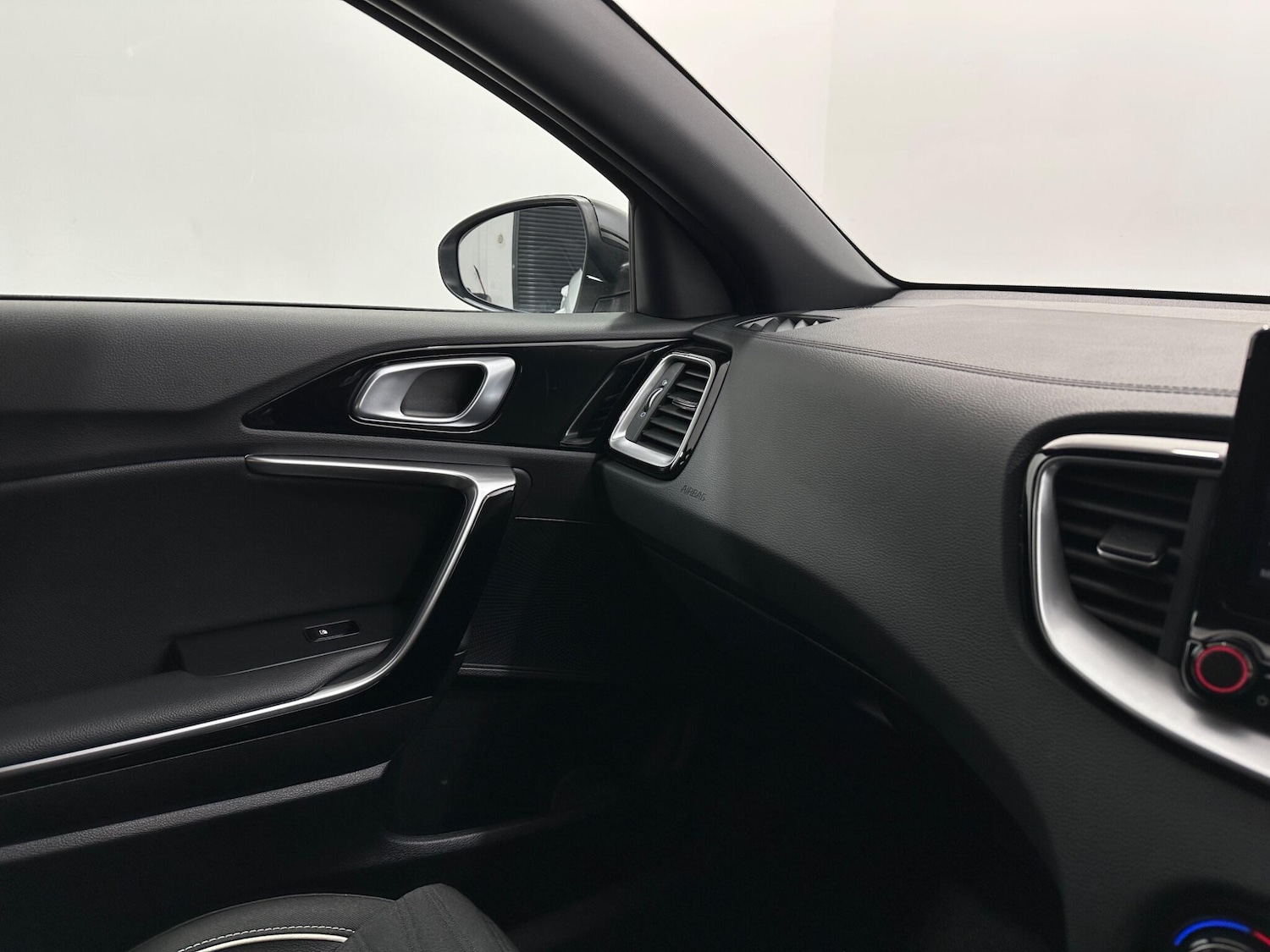 Used Kia Pro Ceed 2023 for sale - 78184426: Photo 25