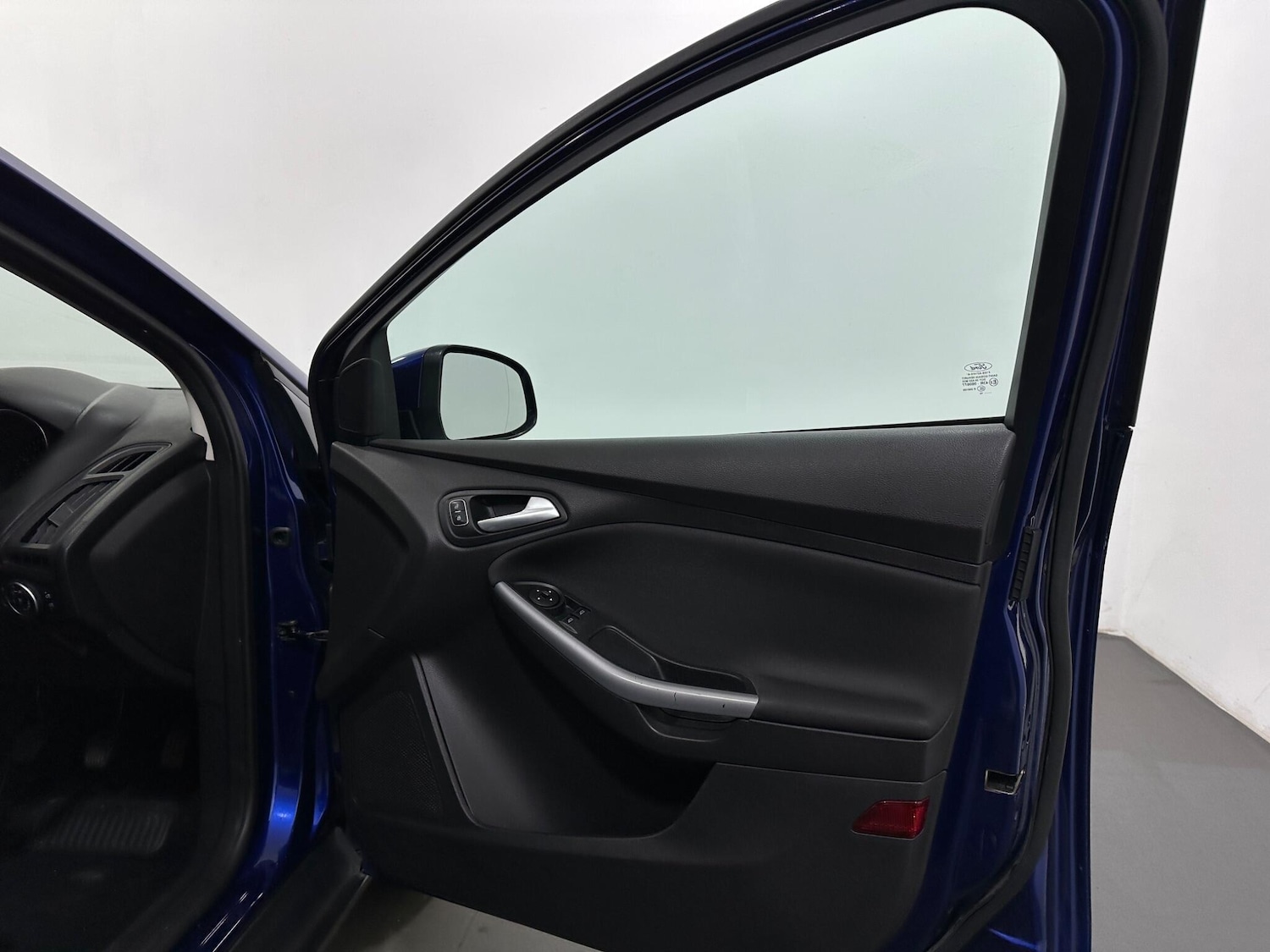 Used Ford Focus 2016 for sale - 78087055: Photo 30