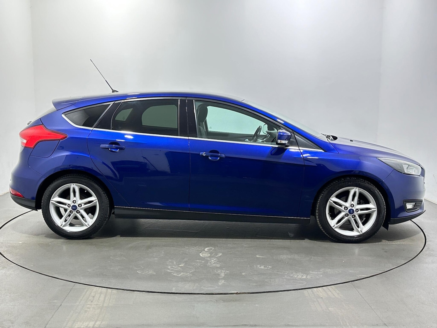Used Ford Focus 2016 for sale - 78087055: Photo 9