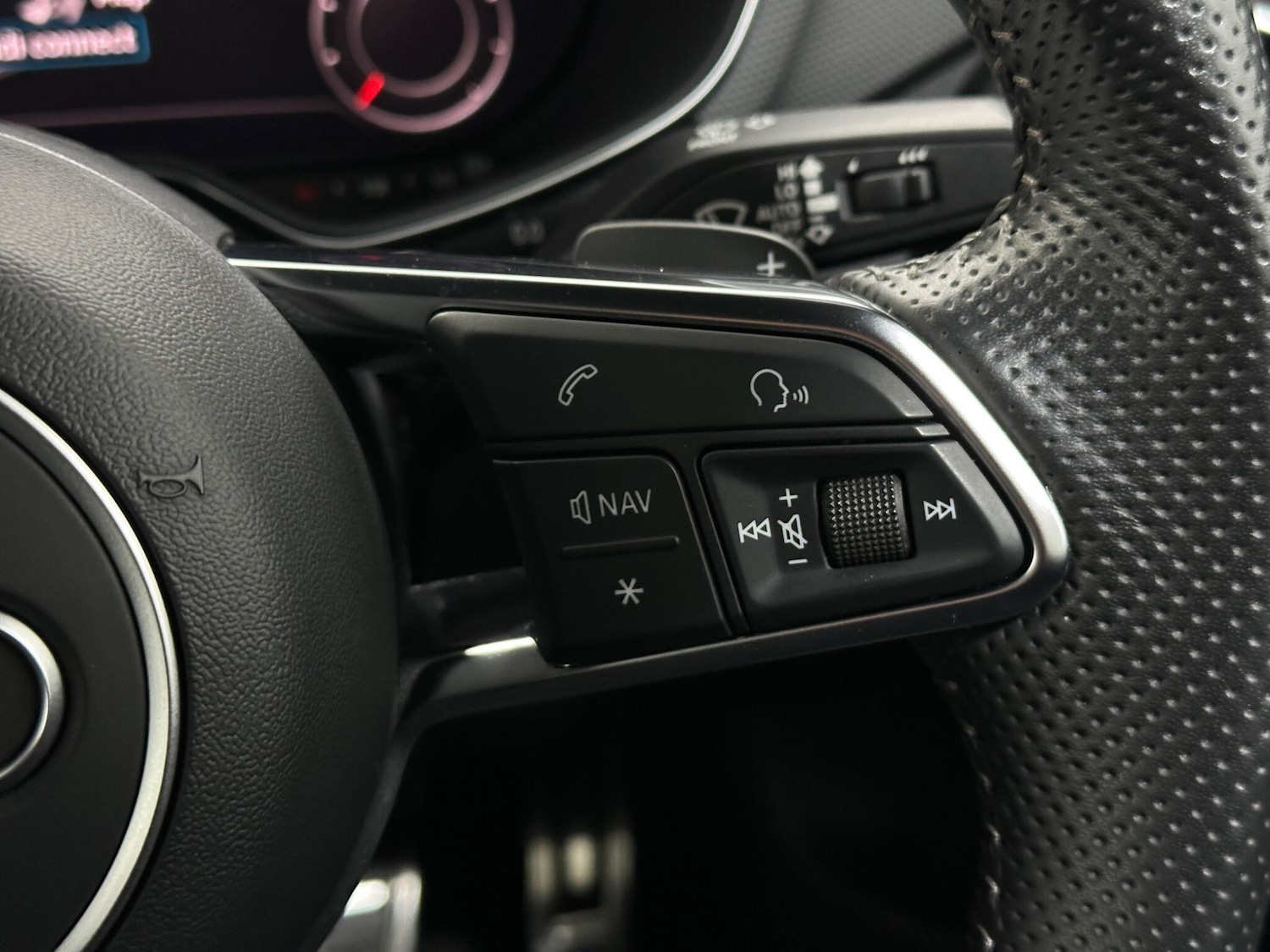 Used Audi TT 2019 for sale - 76878452: Photo 14