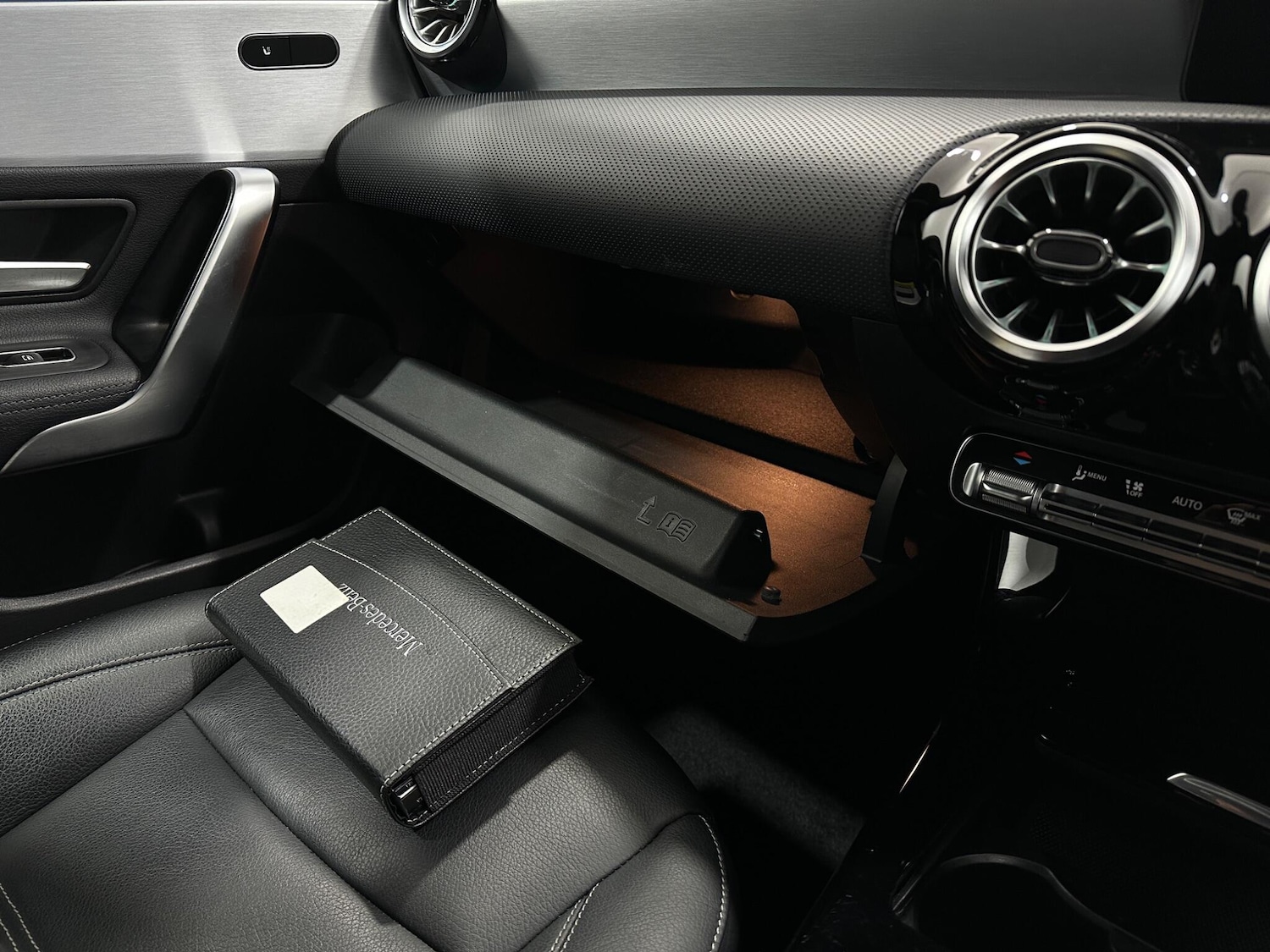 Used Mercedes-Benz CLA 2021 for sale - 77550756: Photo 30