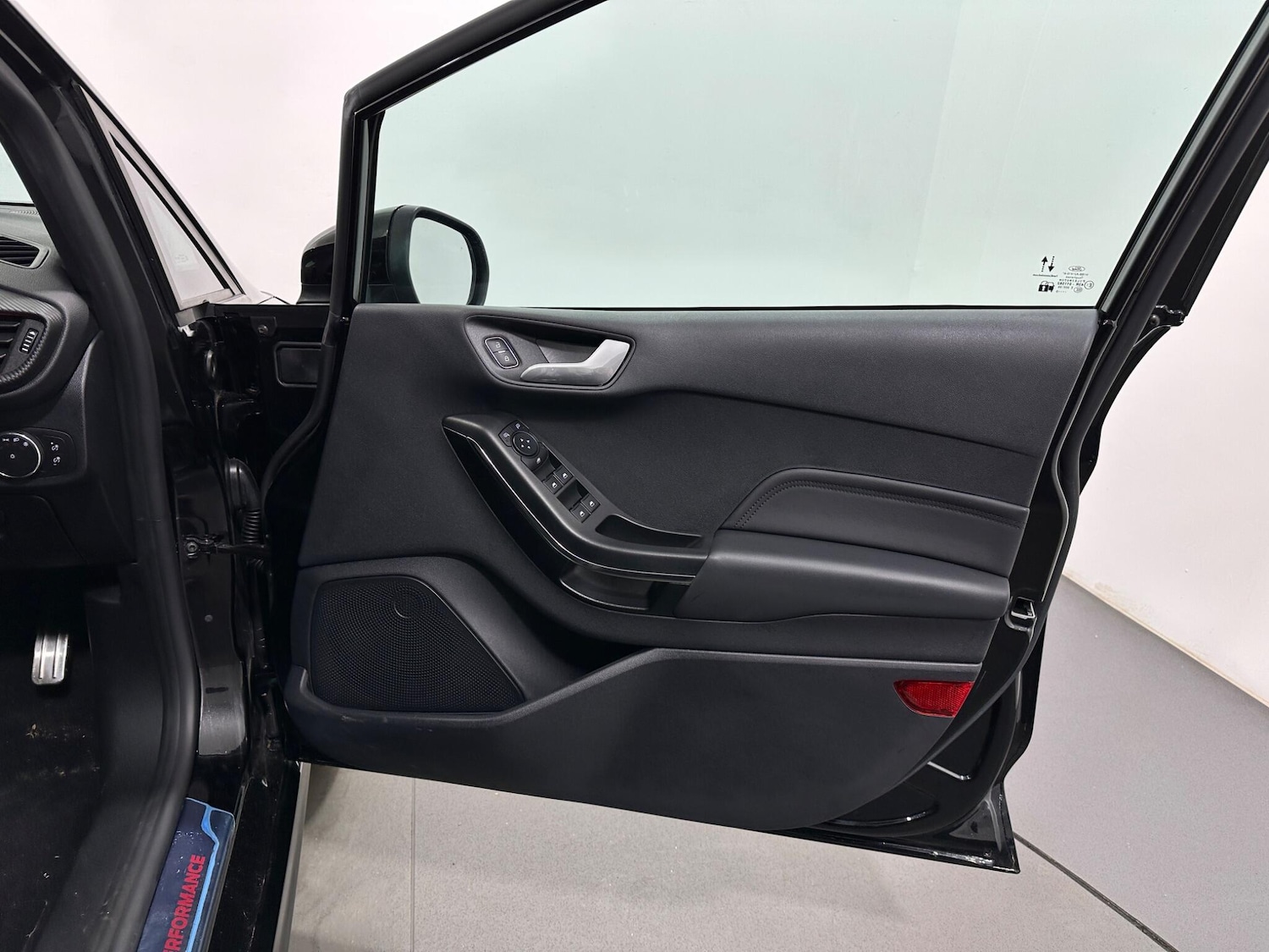 Used Ford Fiesta 2023 for sale - 77626150: Photo 32