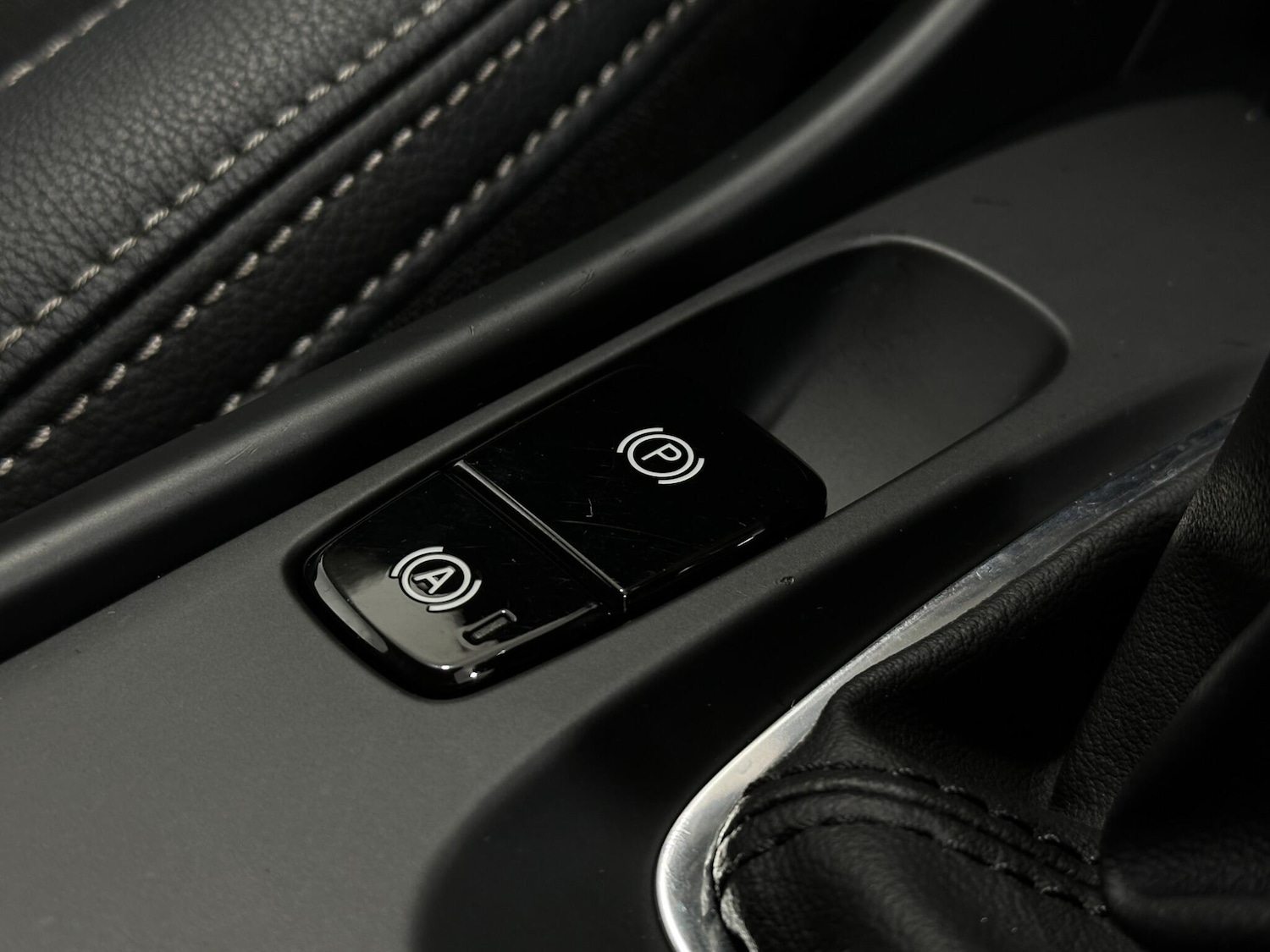 Used Volvo XC40 2018 for sale - 76878549: Photo 19