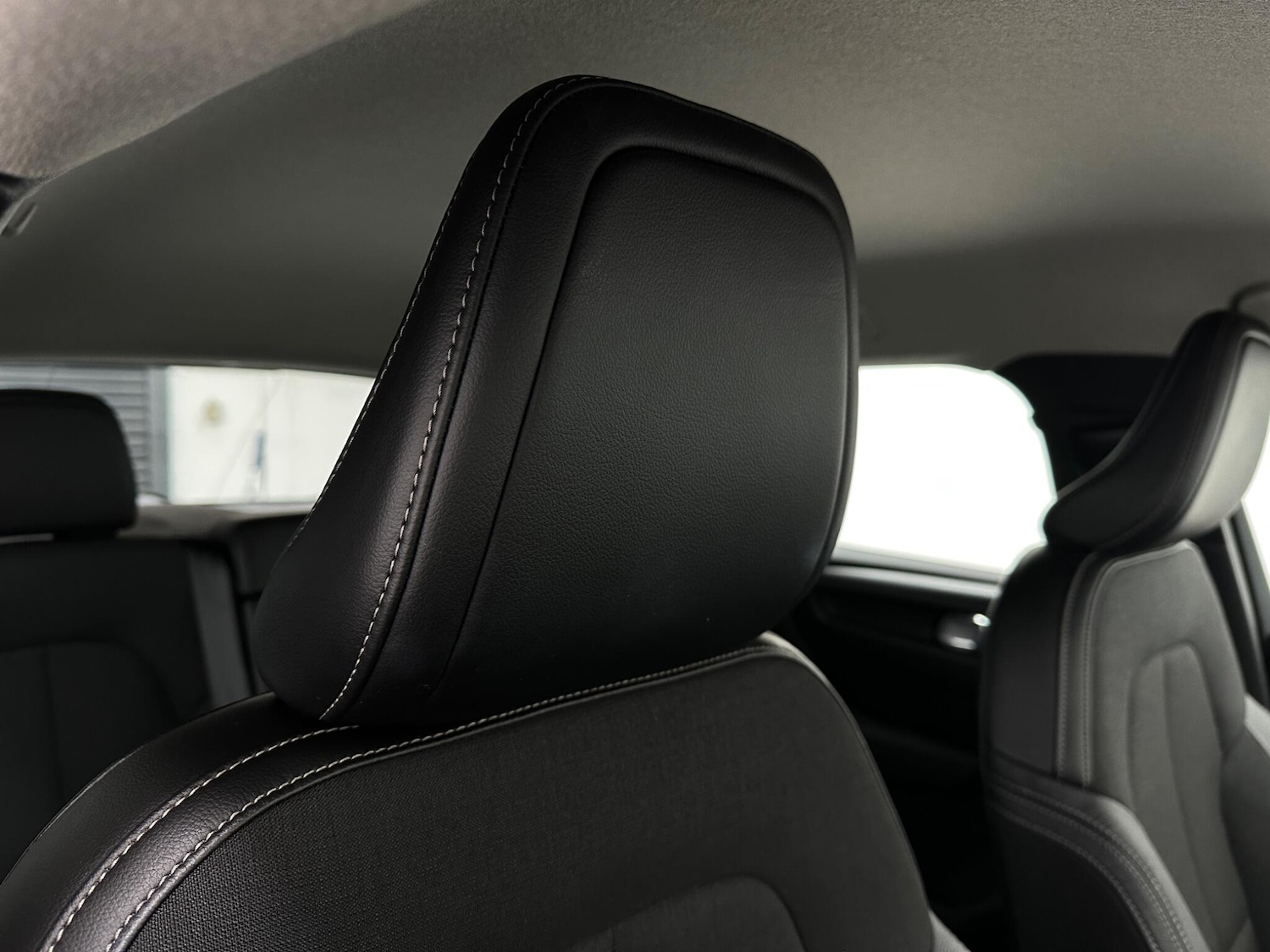 Used Volvo XC40 2018 for sale - 76878549: Photo 29