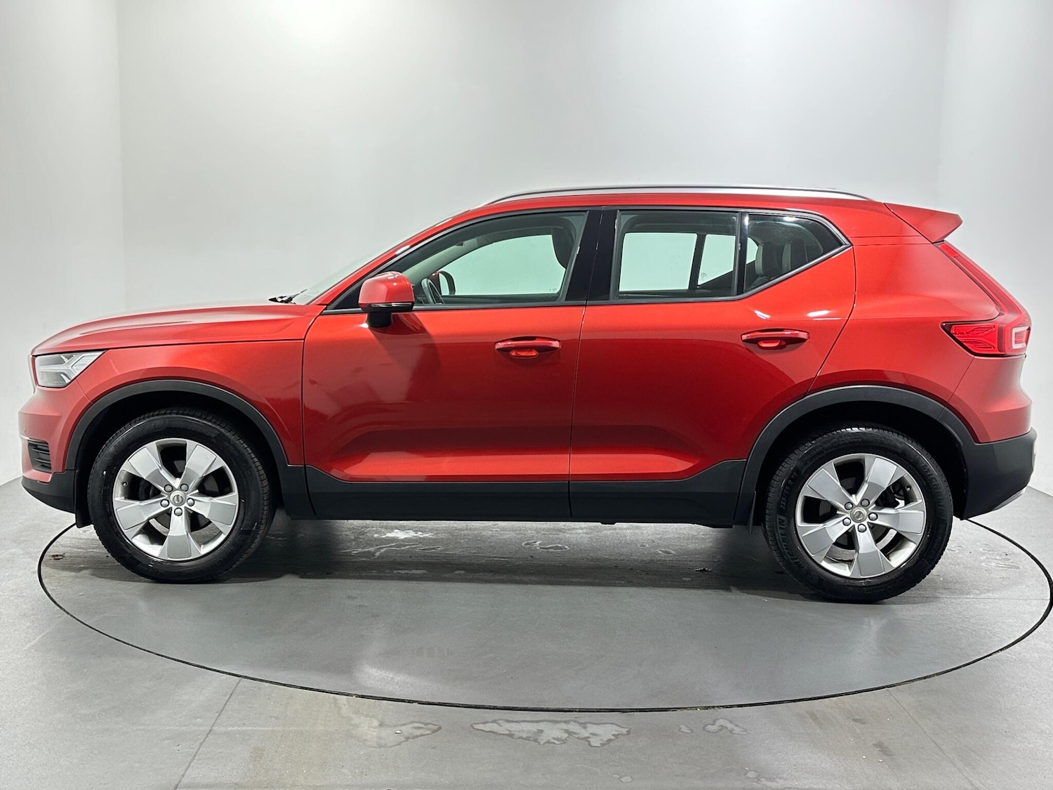 Used Volvo XC40 2018 for sale - 76878549: Photo 5