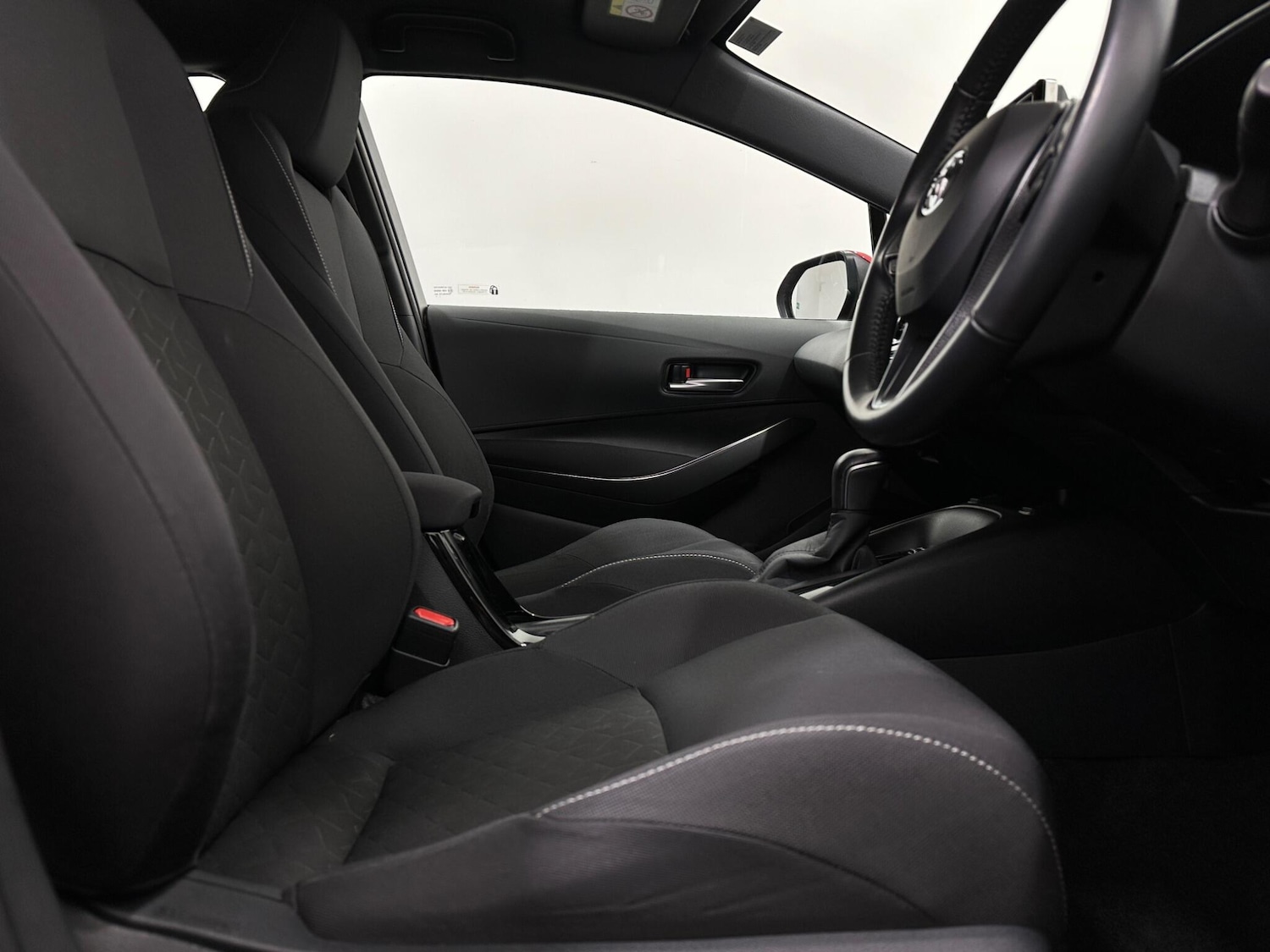 Used Toyota Corolla 2021 for sale - 76878555: Photo 29