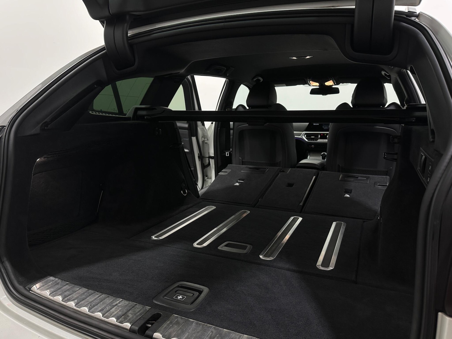 Used BMW 3 Series 2020 for sale - 76878552: Photo 44