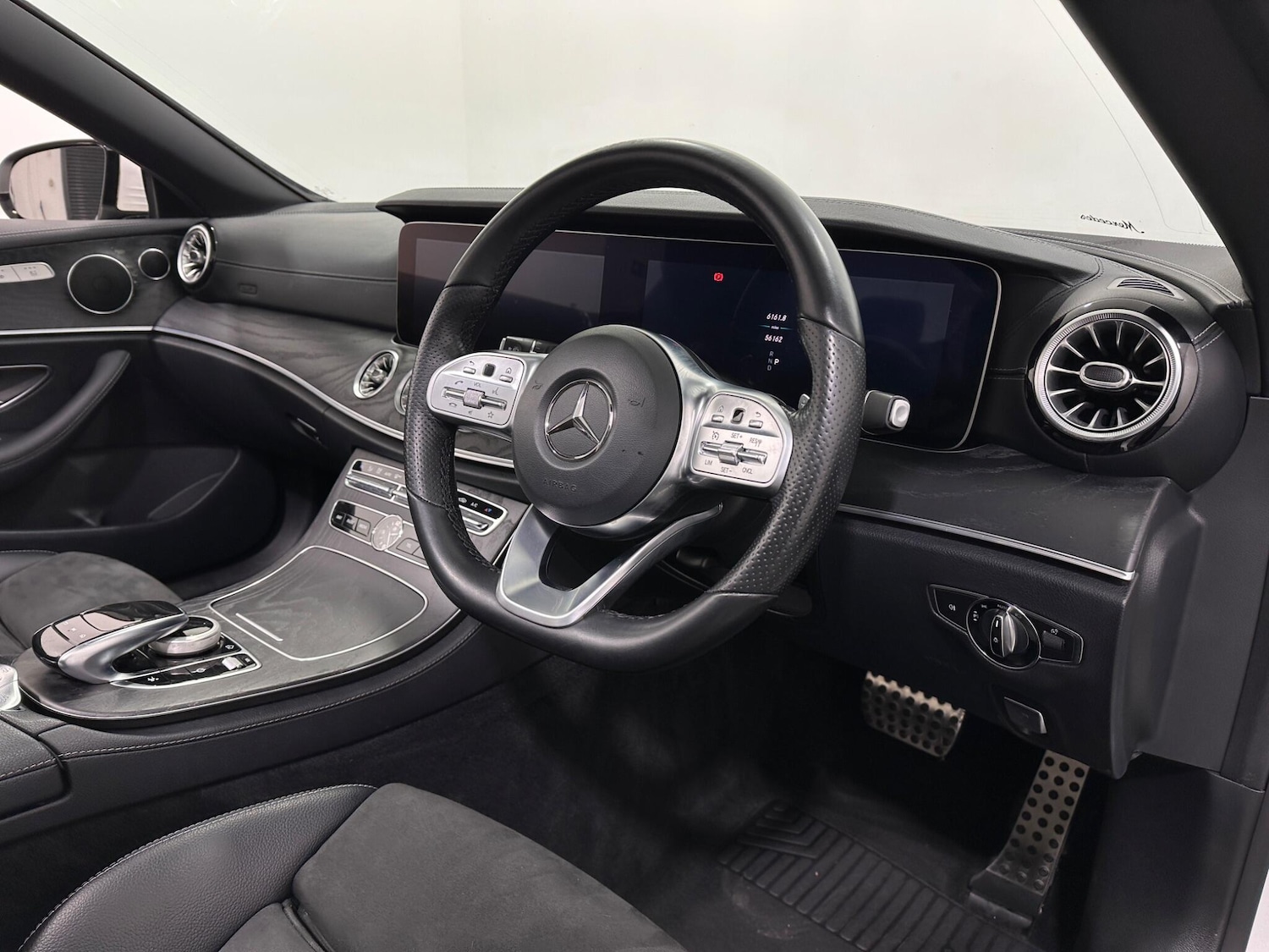 Used Mercedes-Benz E Class 2018 for sale - 77411910: Photo 10