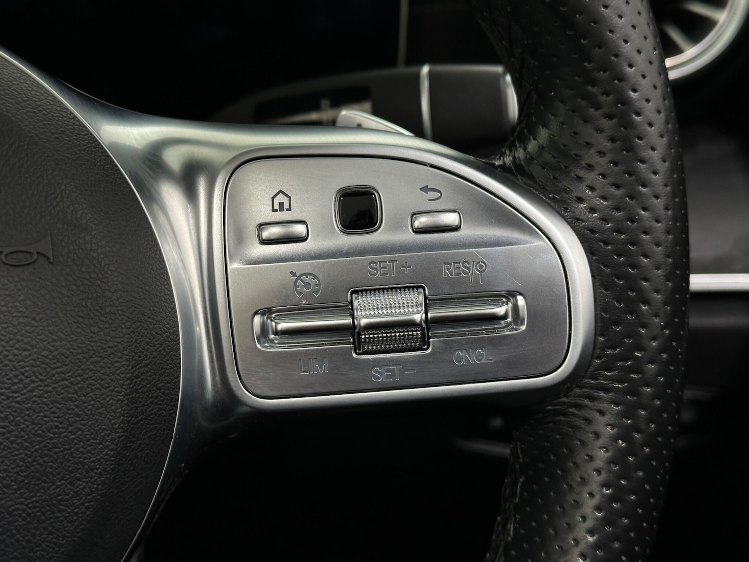 Used Mercedes-Benz E Class 2018 for sale - 77411910: Photo 17