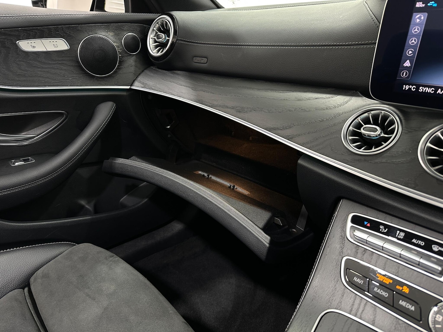 Used Mercedes-Benz E Class 2018 for sale - 77411910: Photo 30