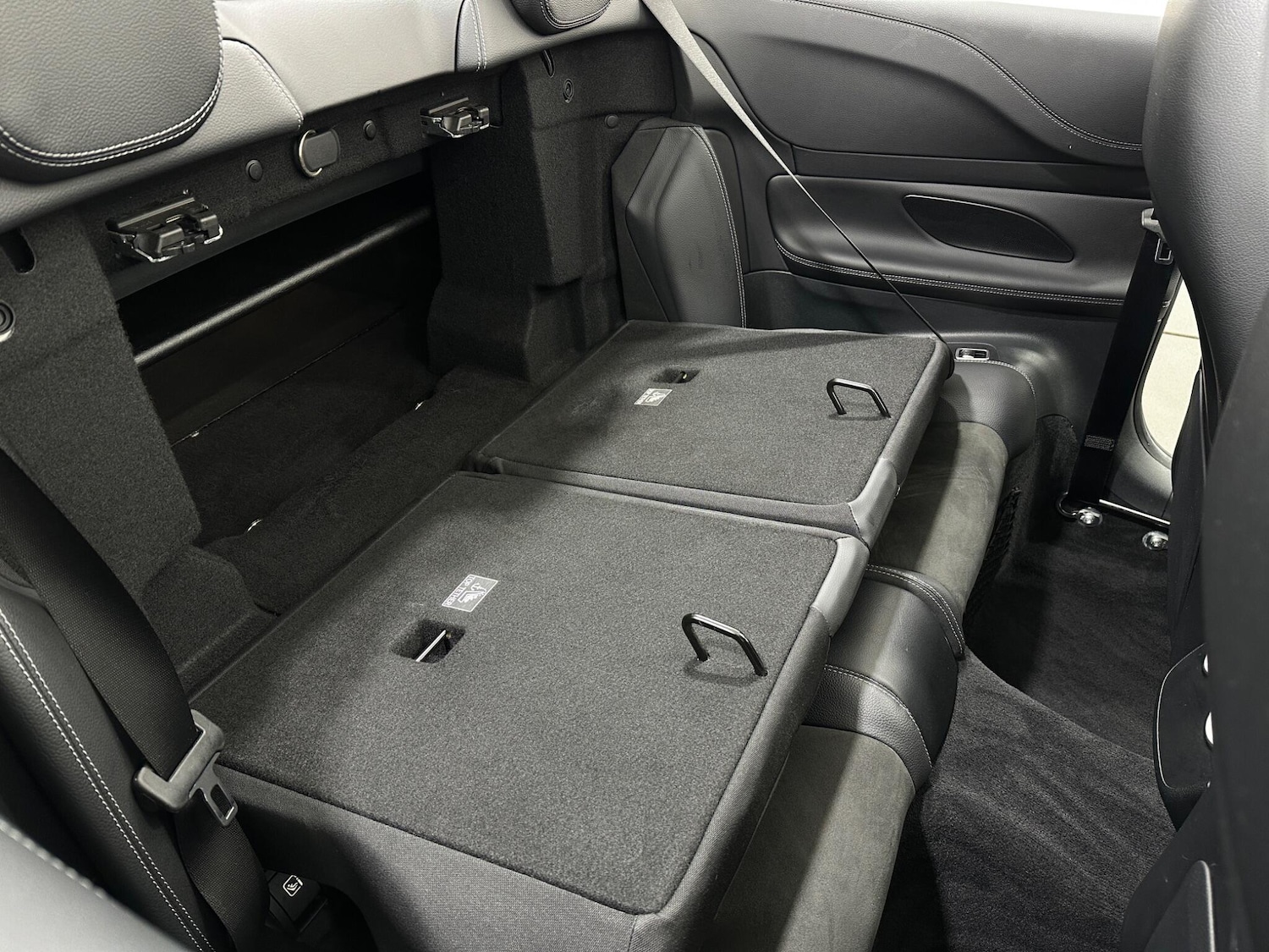 Used Mercedes-Benz E Class 2018 for sale - 77411910: Photo 44