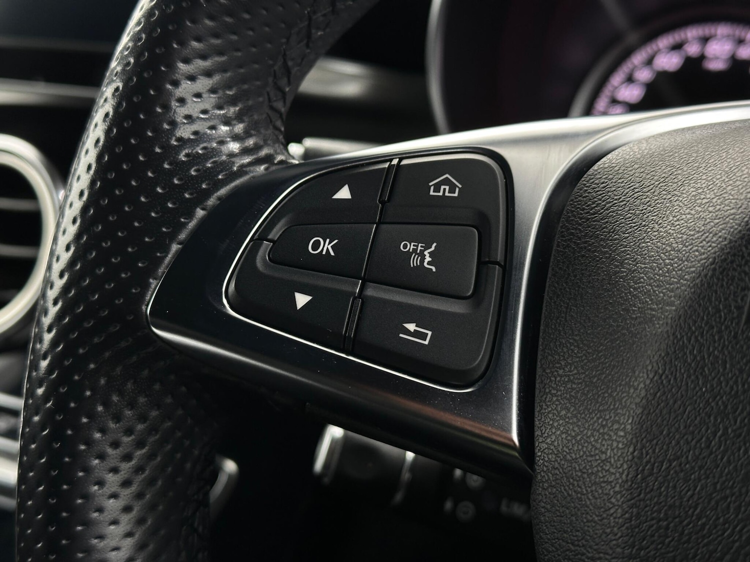 Used Mercedes-Benz GLC 2018 for sale - 77377628: Photo 14