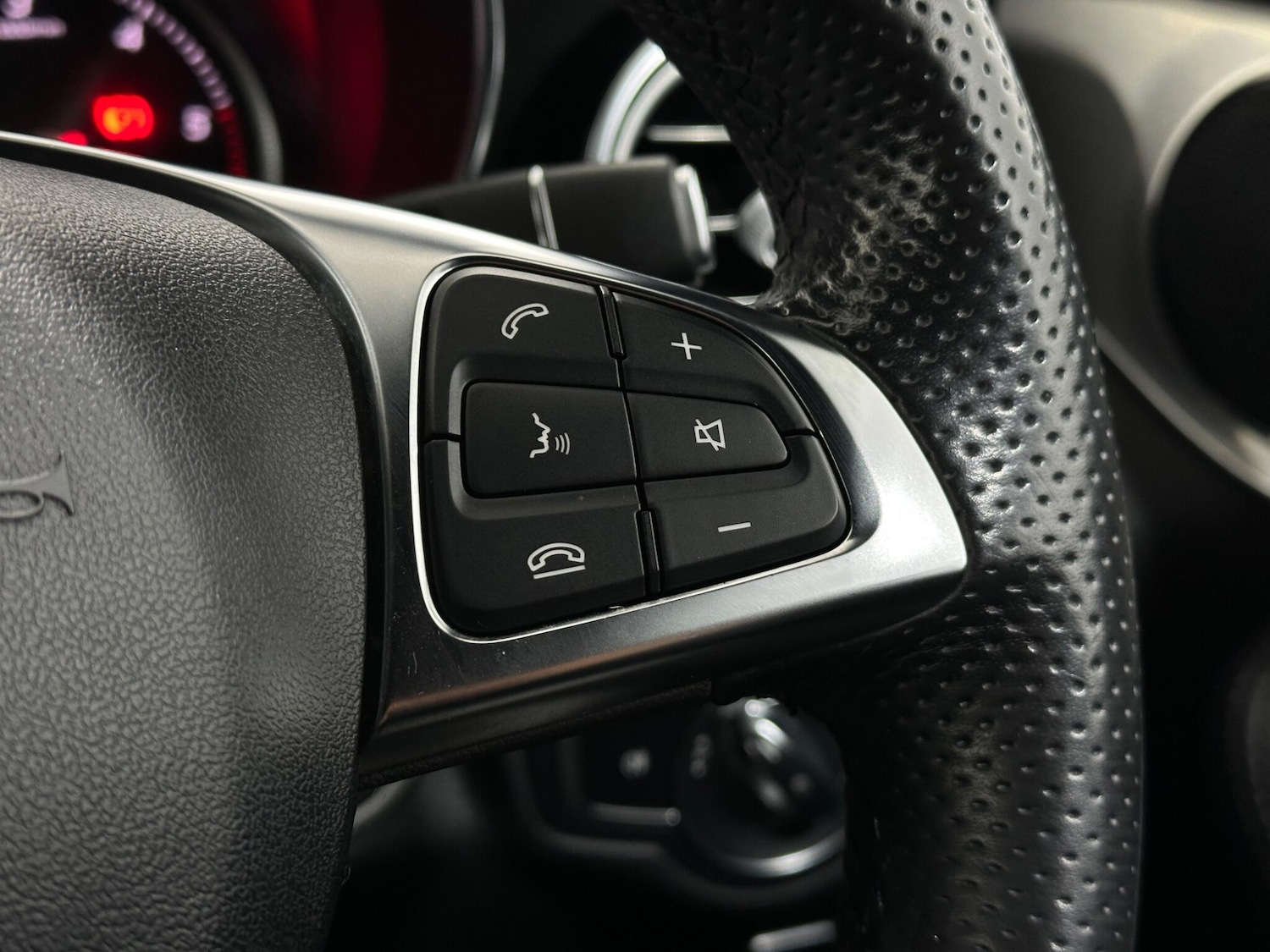 Used Mercedes-Benz GLC 2018 for sale - 77377628: Photo 15