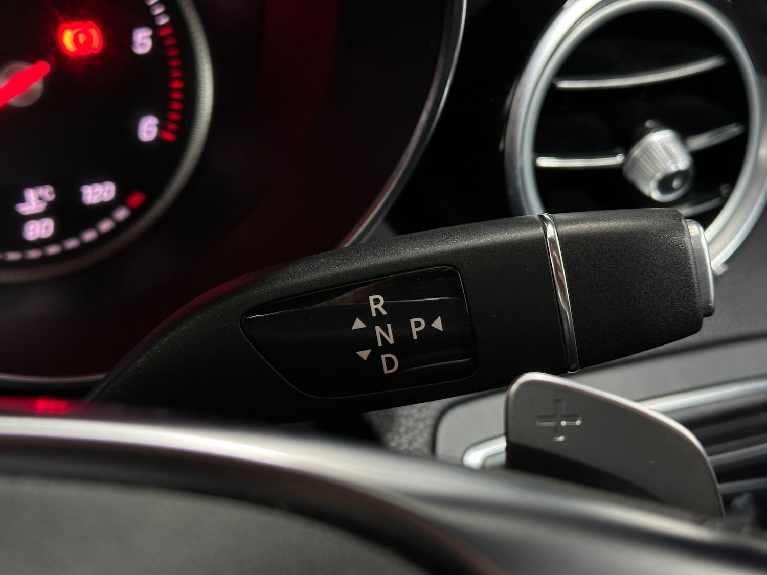 Used Mercedes-Benz GLC 2018 for sale - 77377628: Photo 16