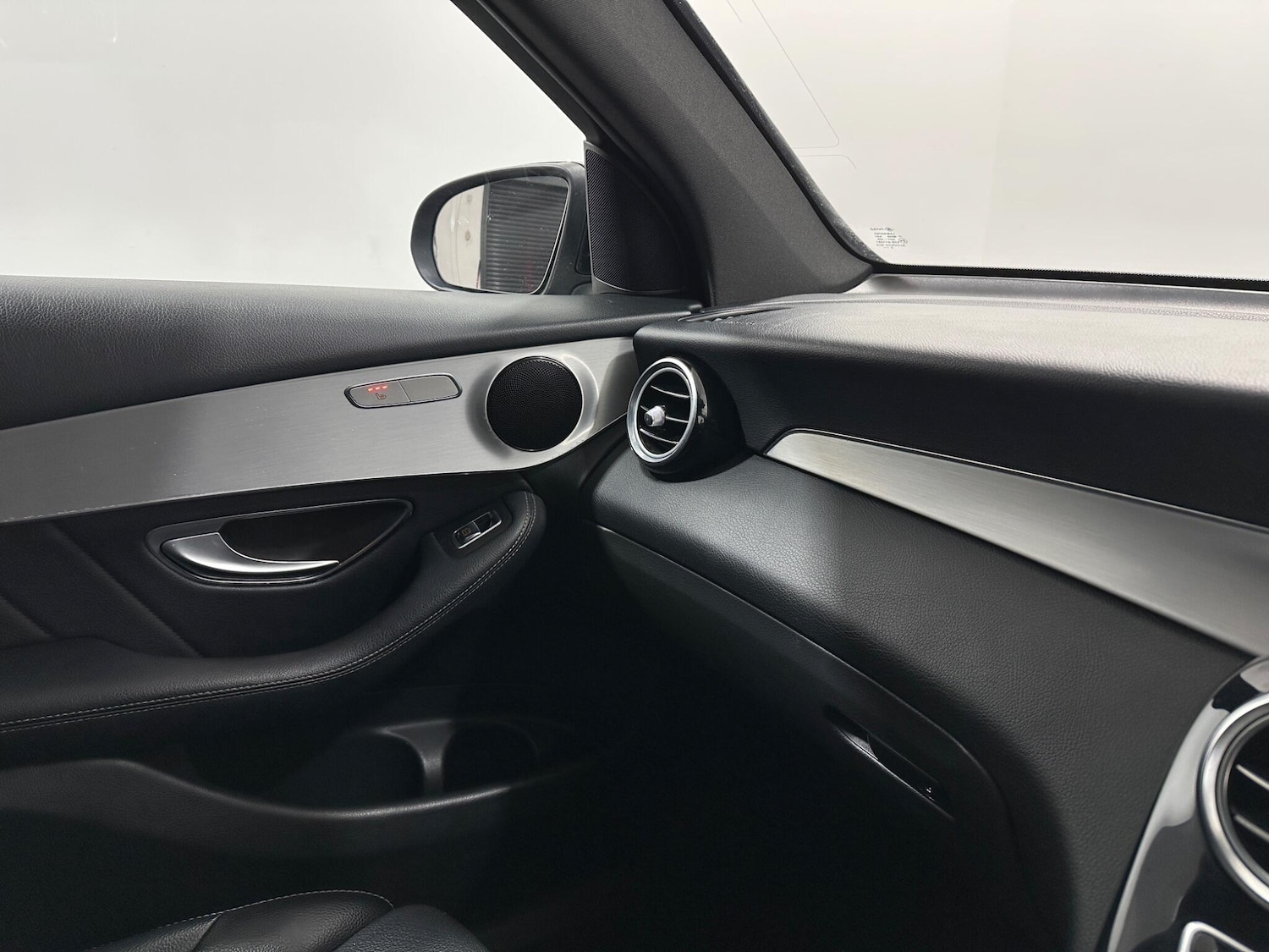 Used Mercedes-Benz GLC 2018 for sale - 77377628: Photo 27