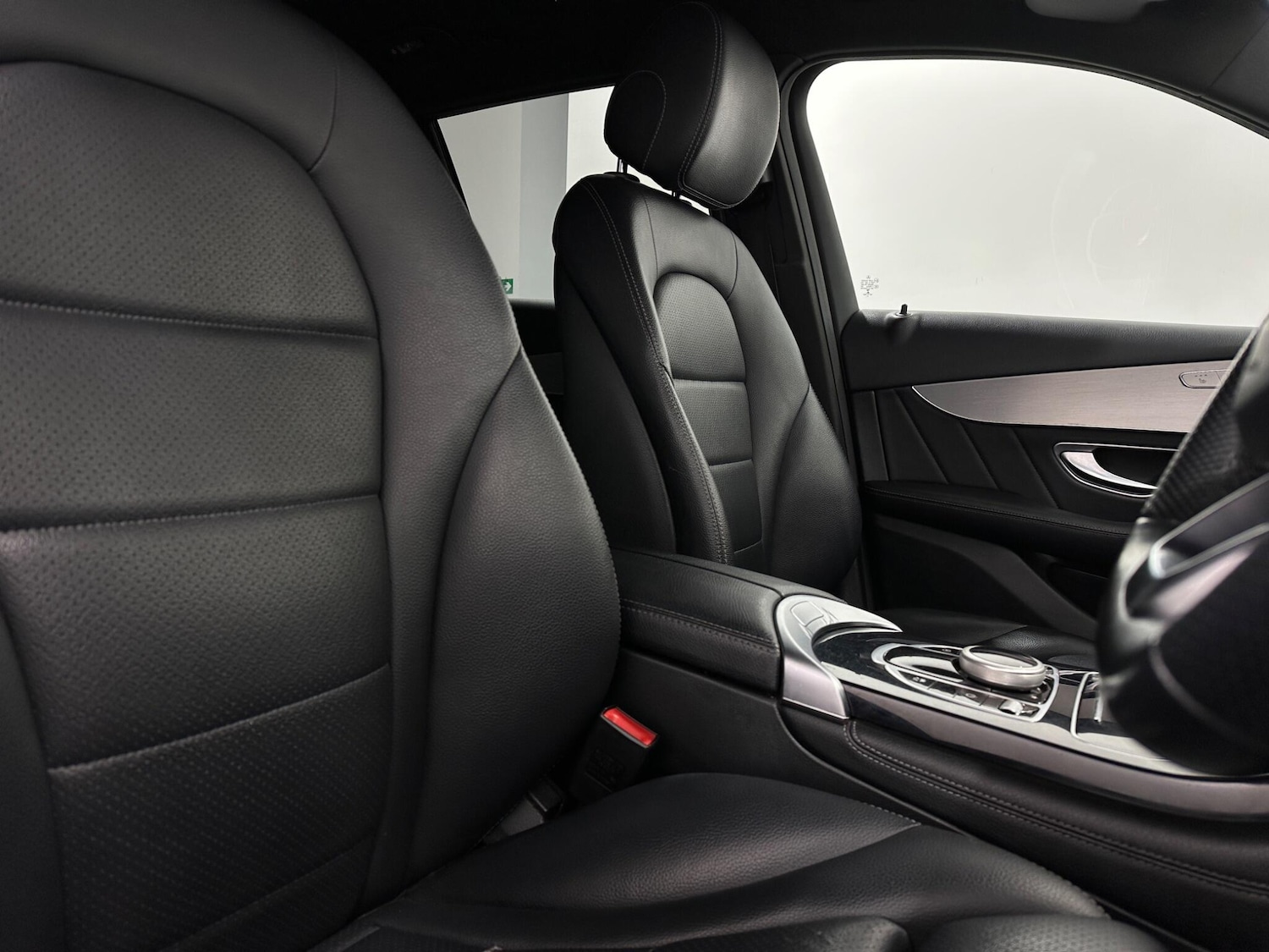 Used Mercedes-Benz GLC 2018 for sale - 77377628: Photo 32