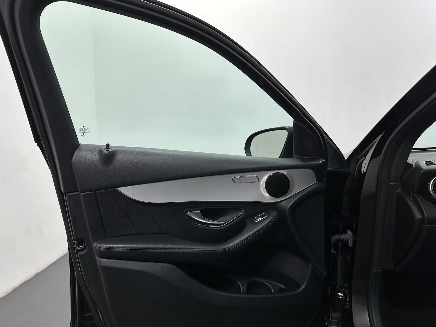 Used Mercedes-Benz GLC 2018 for sale - 77377628: Photo 38