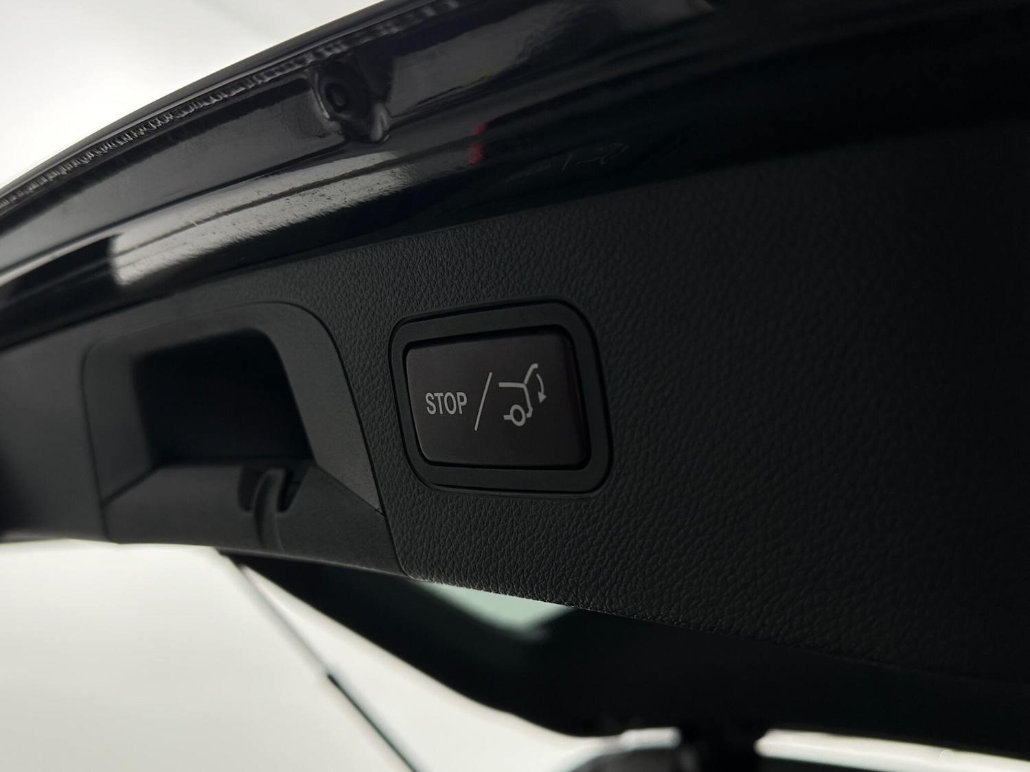 Used Mercedes-Benz GLC 2018 for sale - 77377628: Photo 49