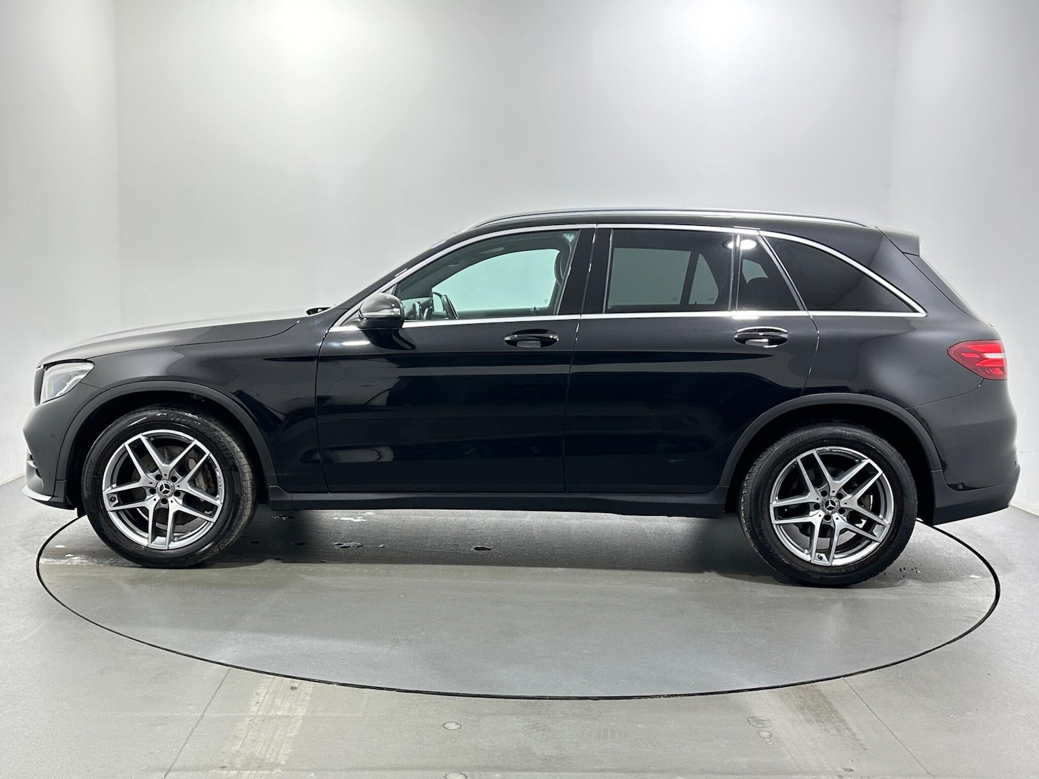 Used Mercedes-Benz GLC 2018 for sale - 77377628: Photo 5