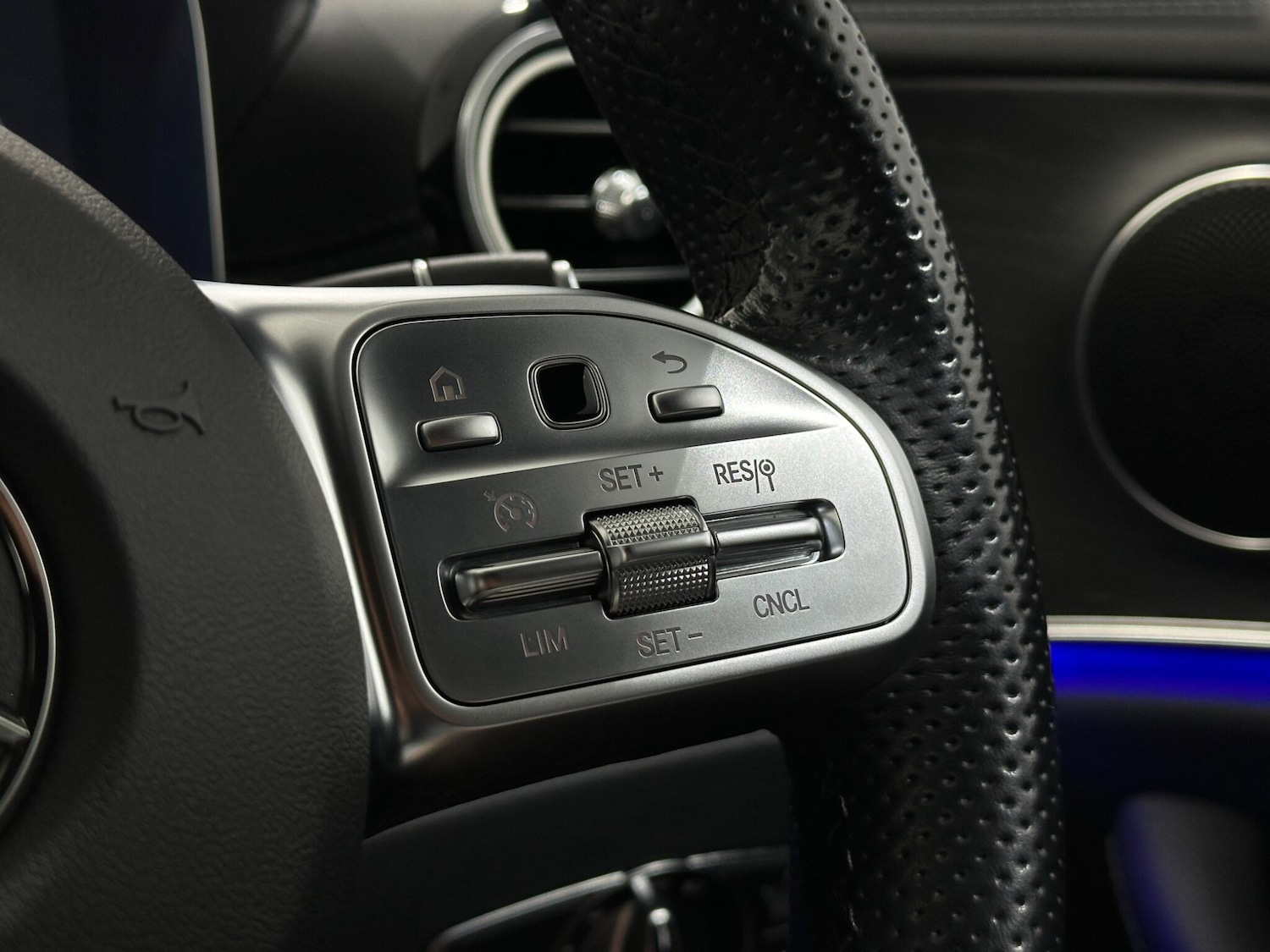 Used Mercedes-Benz E Class 2021 for sale - 76878497: Photo 15