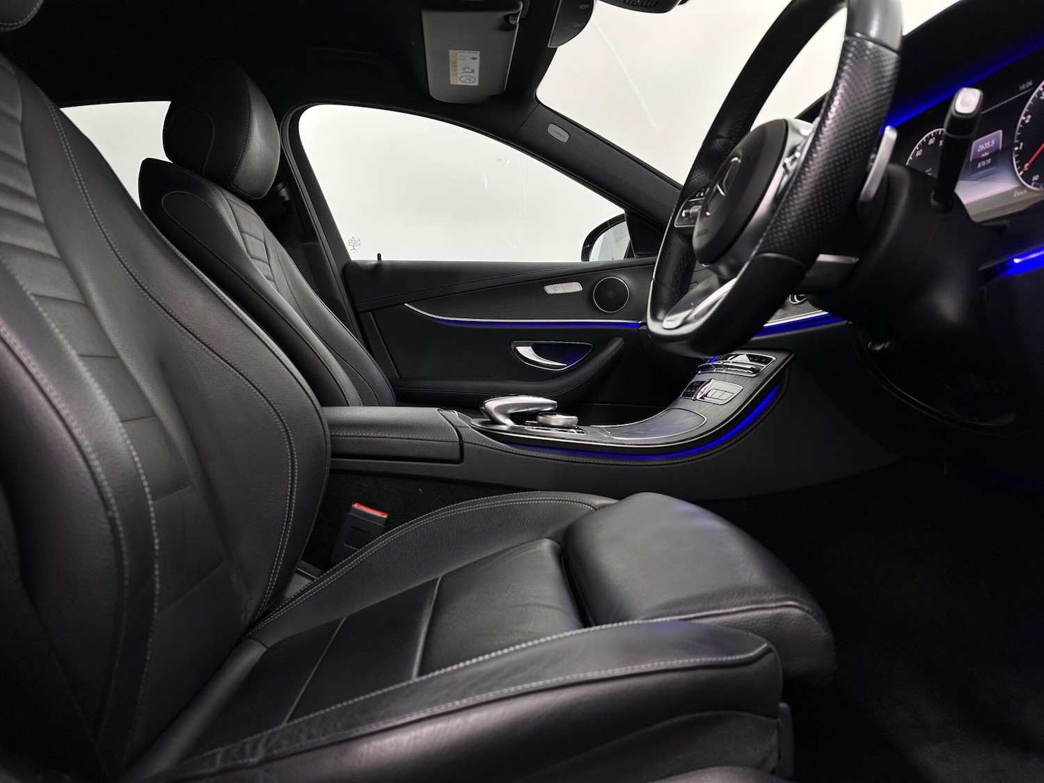 Used Mercedes-Benz E Class 2021 for sale - 76878497: Photo 32