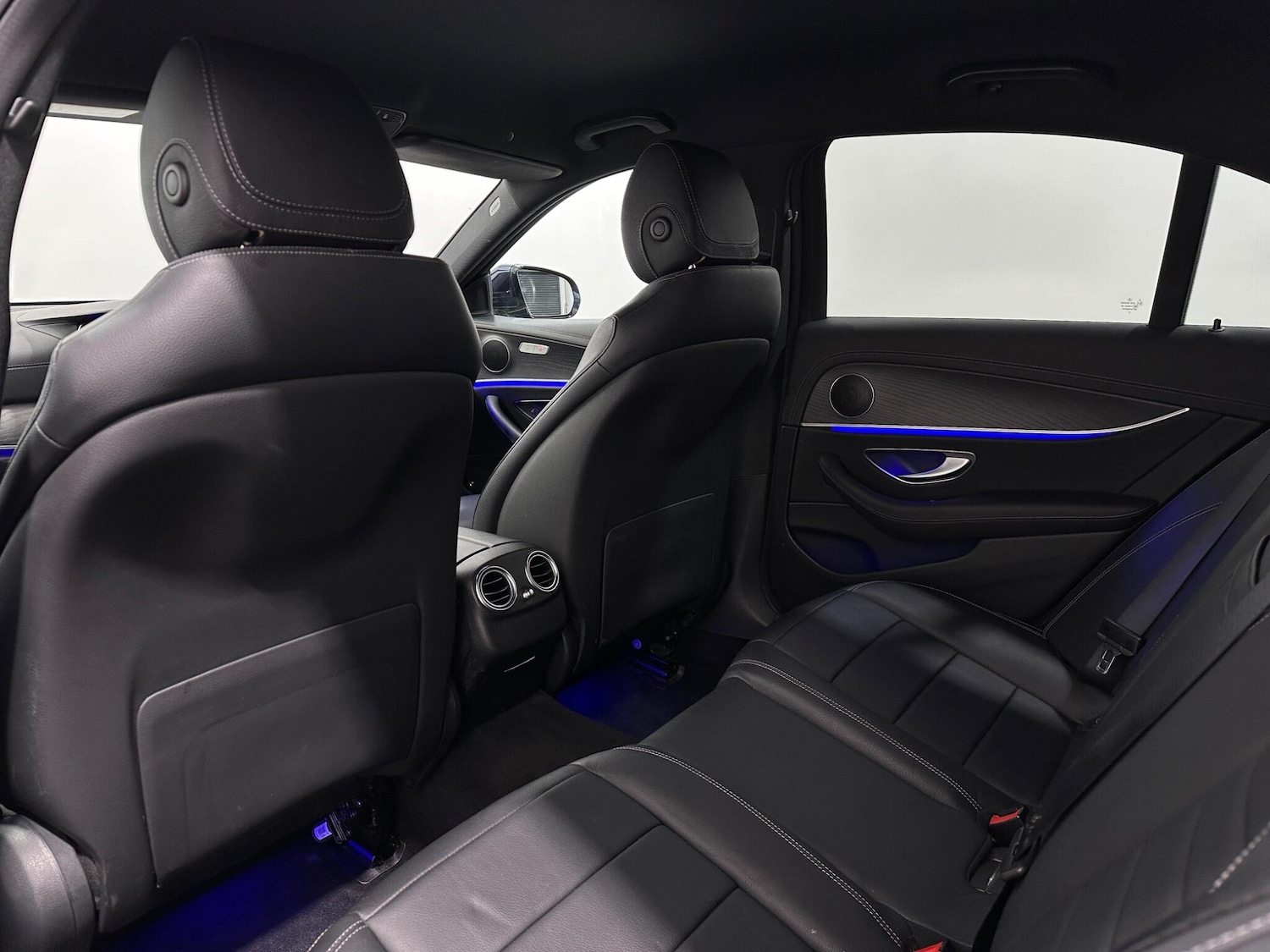 Used Mercedes-Benz E Class 2021 for sale - 76878497: Photo 38