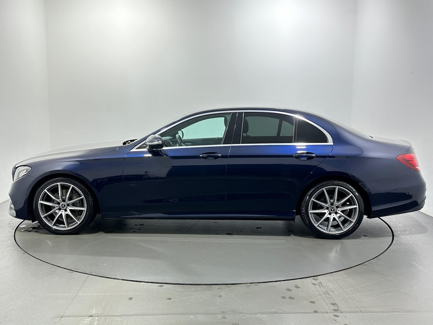 Used Mercedes-Benz E Class 2021 for sale - 76878497: Photo 5