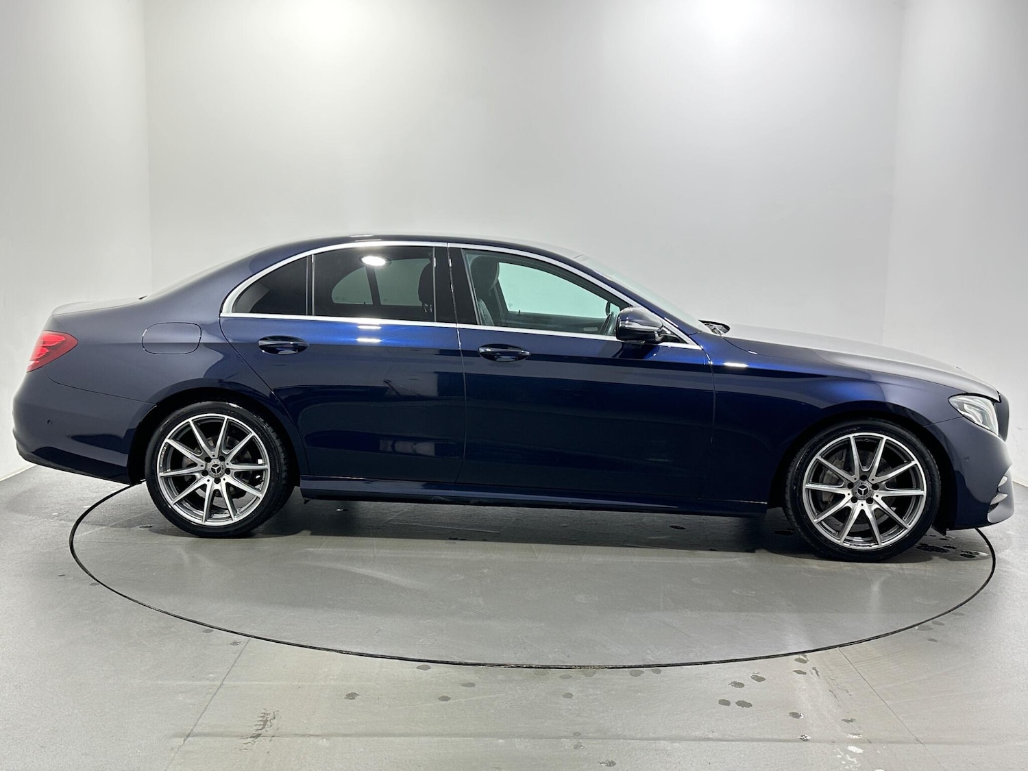 Used Mercedes-Benz E Class 2021 for sale - 76878497: Photo 9