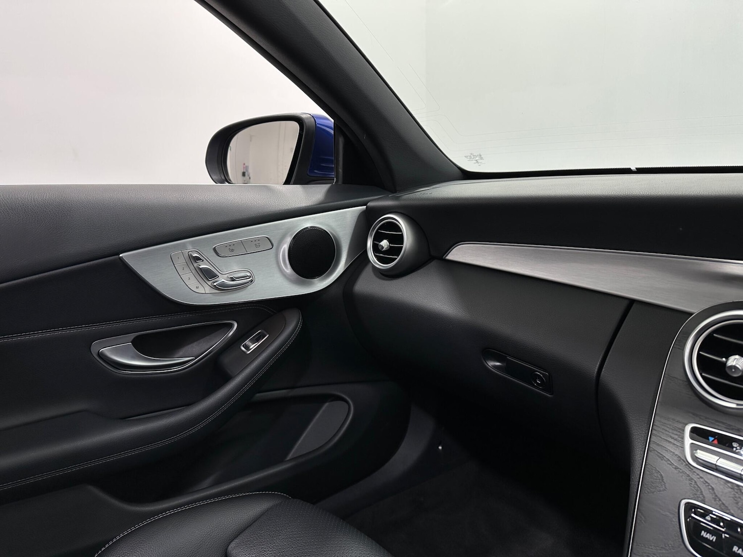 Used Mercedes-Benz C Class for sale - 77266672: Photo 27