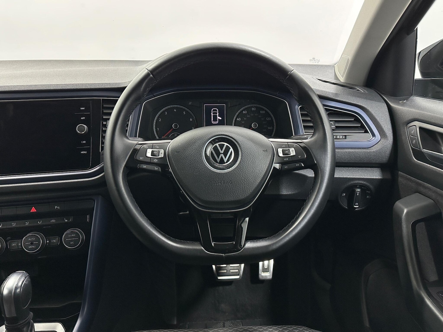 Used Volkswagen T-Roc 2020 for sale - 78184465: Photo 13