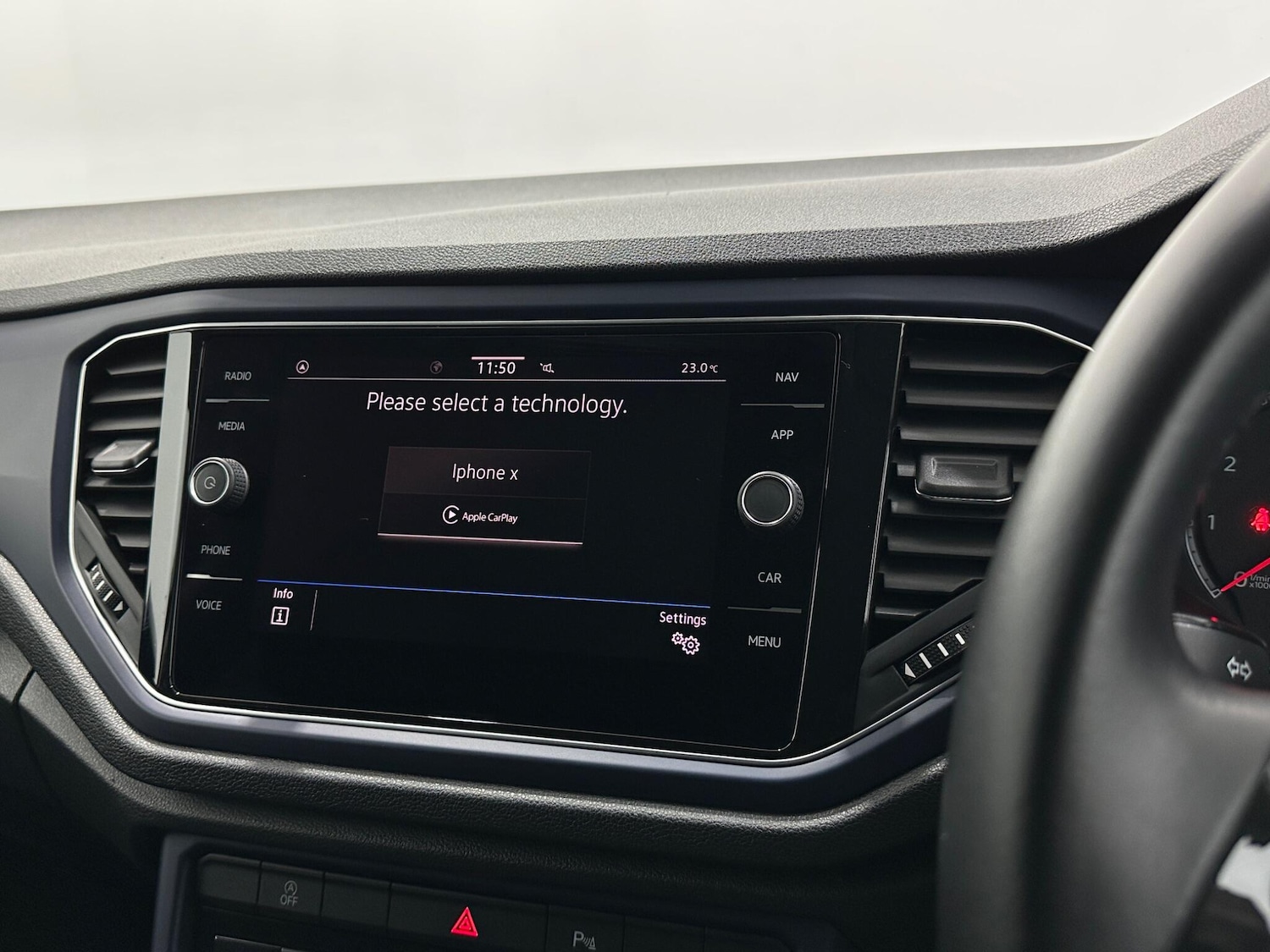 Used Volkswagen T-Roc 2020 for sale - 78184465: Photo 24