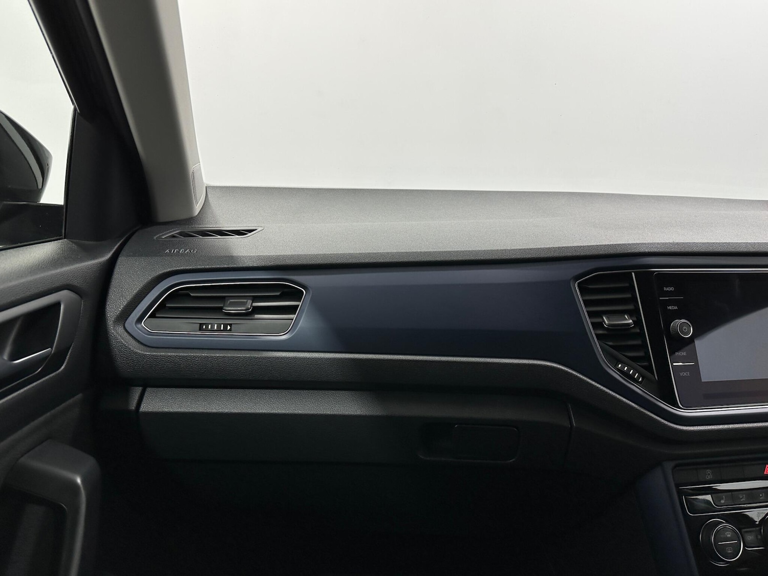 Used Volkswagen T-Roc 2020 for sale - 78184465: Photo 28