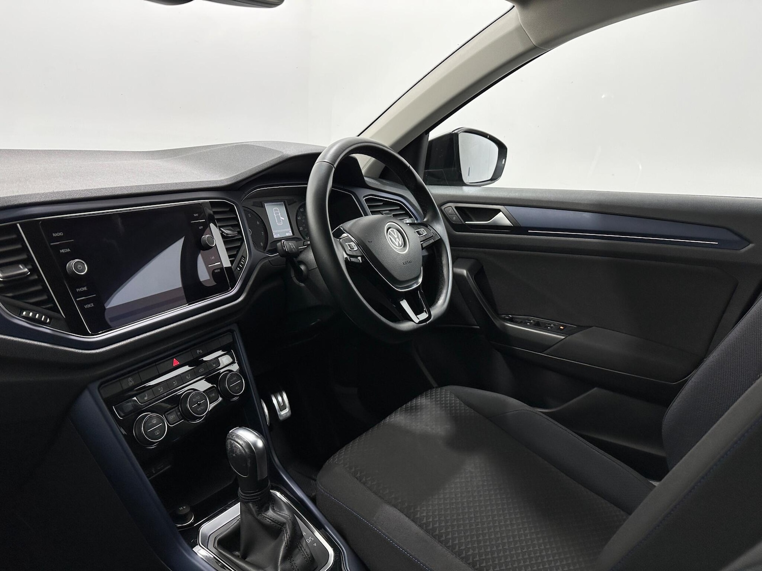 Used Volkswagen T-Roc 2020 for sale - 78184465: Photo 30