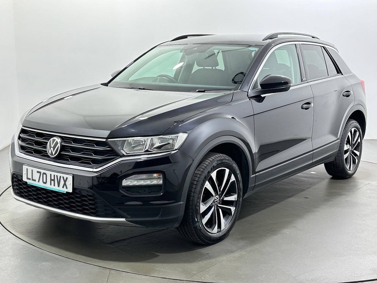 Used Volkswagen T-Roc 2020 for sale - 78184465: Photo 4