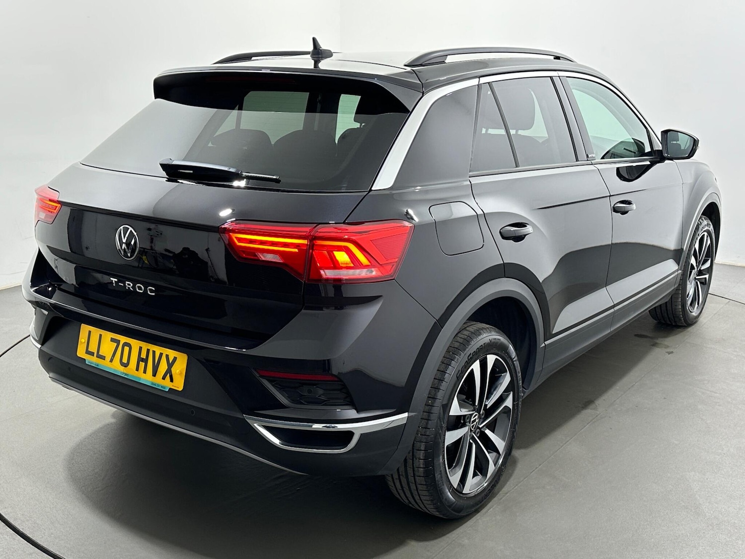 Used Volkswagen T-Roc 2020 for sale - 78184465: Photo 50