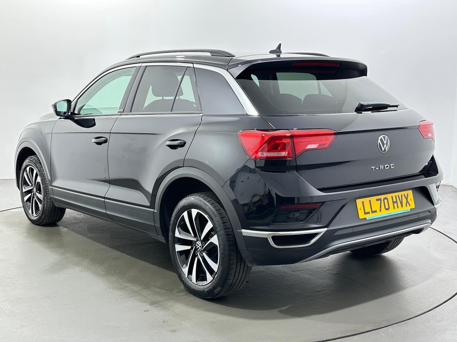 Used Volkswagen T-Roc 2020 for sale - 78184465: Photo 6