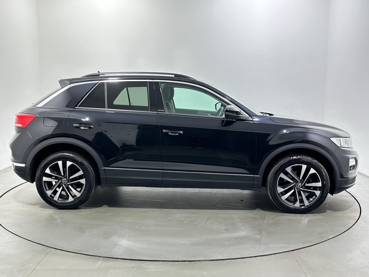 Used Volkswagen T-Roc 2020 for sale - 78184465: Photo 9