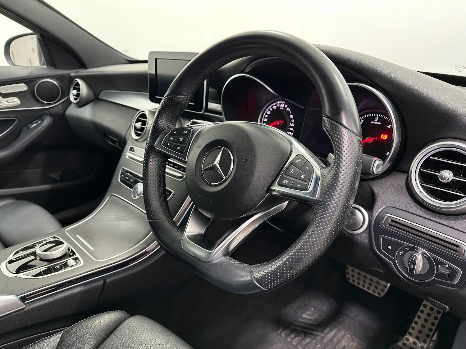 Used Mercedes-Benz C Class 2017 for sale - 78220249: Photo 11