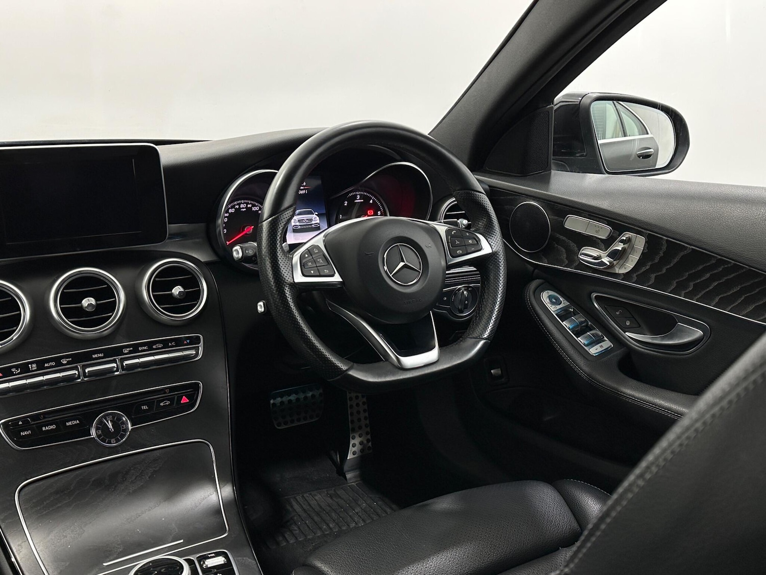 Used Mercedes-Benz C Class 2017 for sale - 78220249: Photo 12