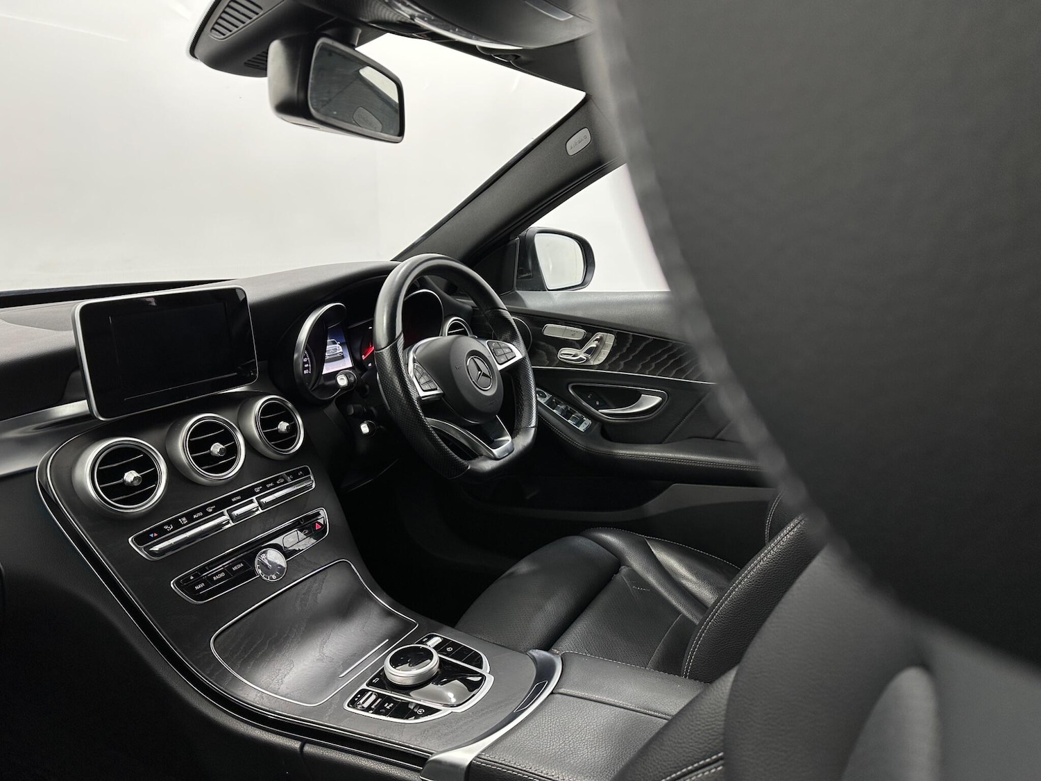 Used Mercedes-Benz C Class 2017 for sale - 78220249: Photo 30