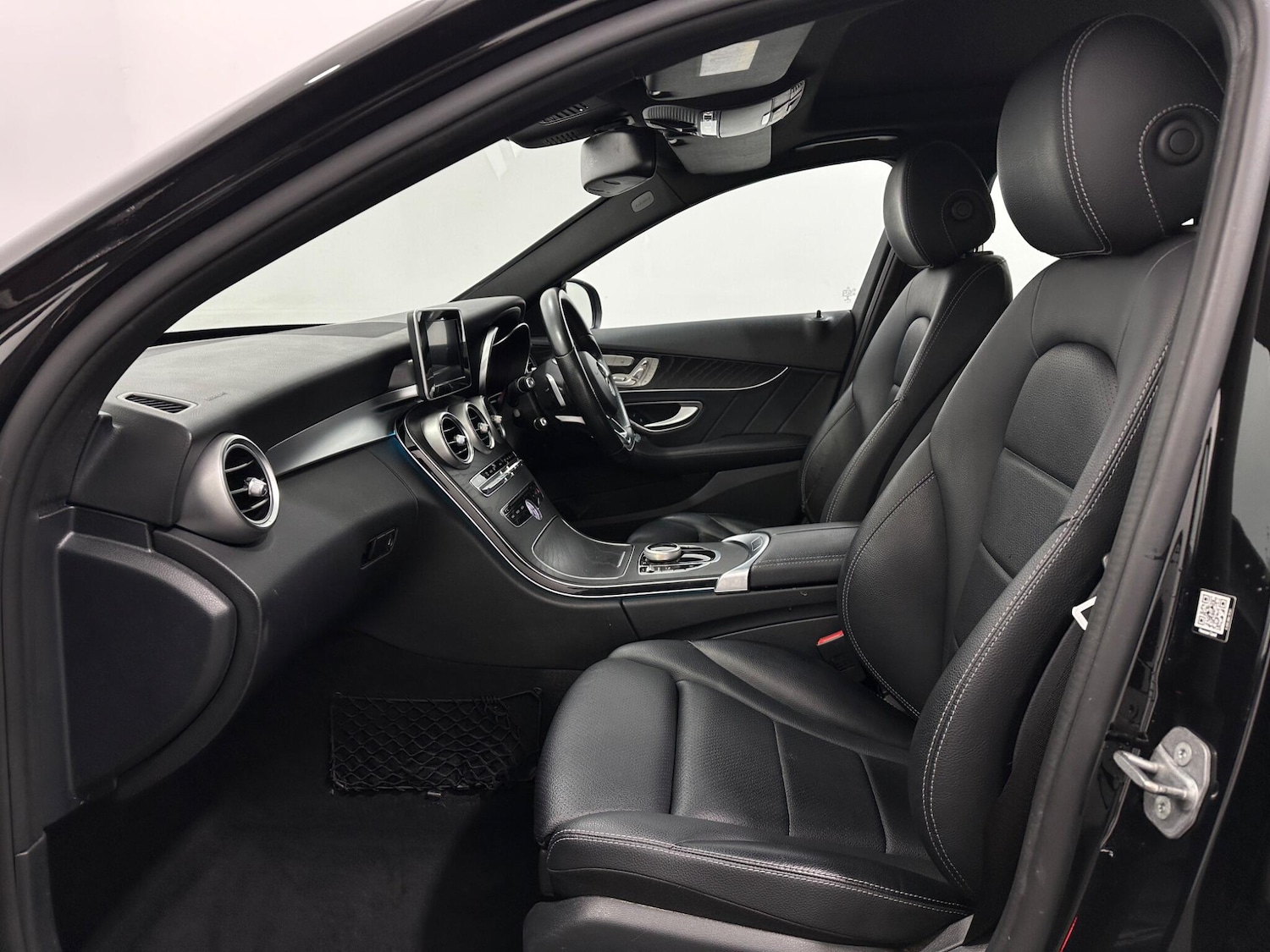 Used Mercedes-Benz C Class 2017 for sale - 78220249: Photo 35