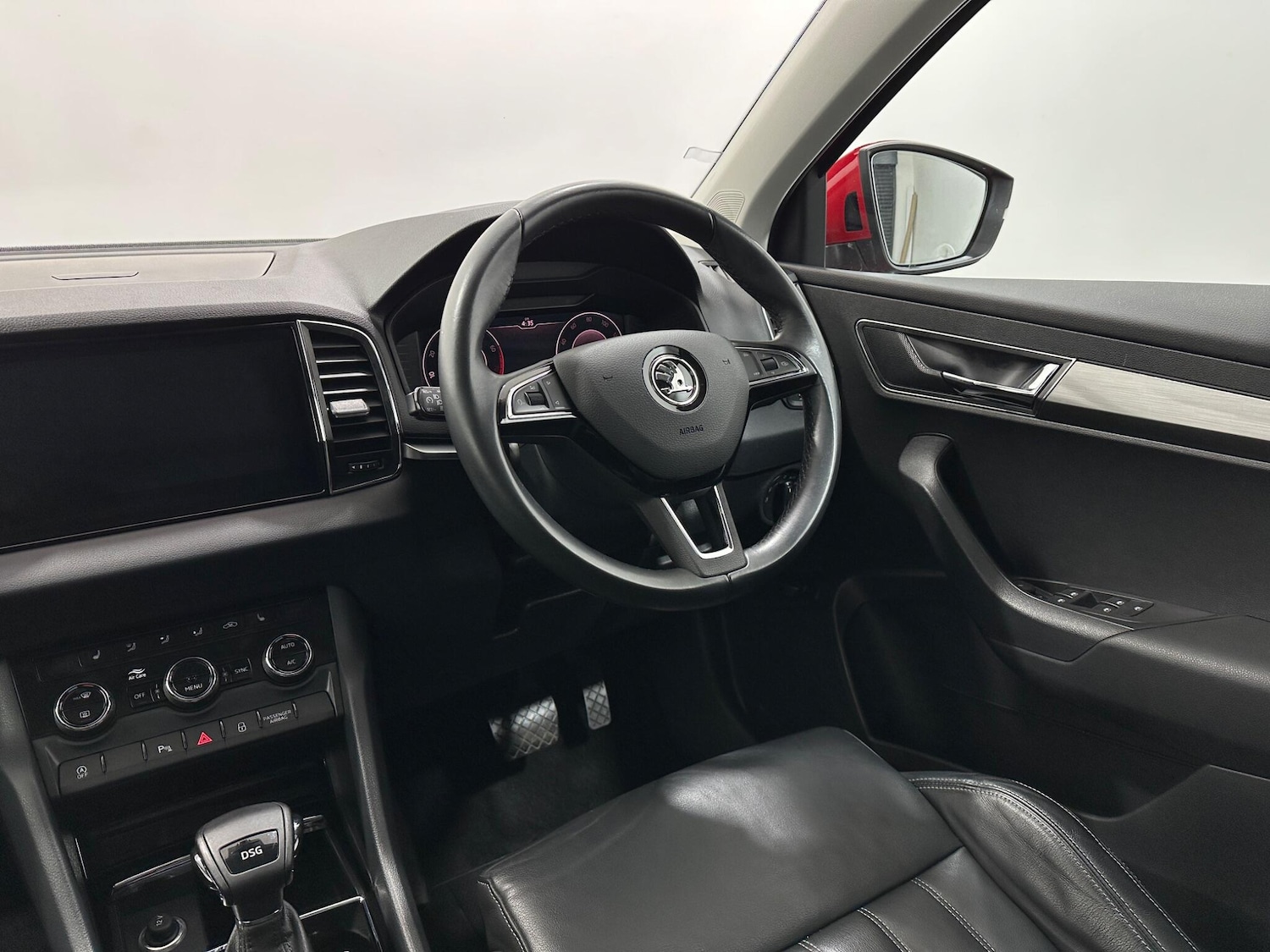 Used Skoda Karoq 2019 for sale - 77238650: Photo 11