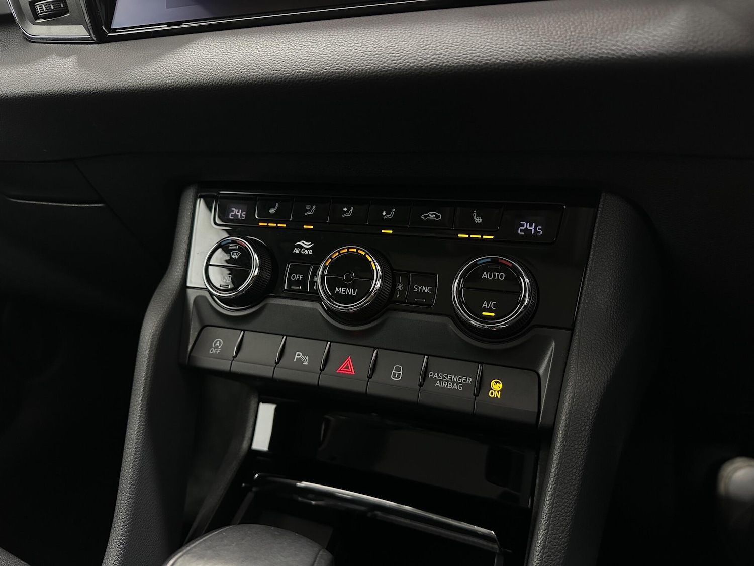 Used Skoda Karoq 2019 for sale - 77238650: Photo 19