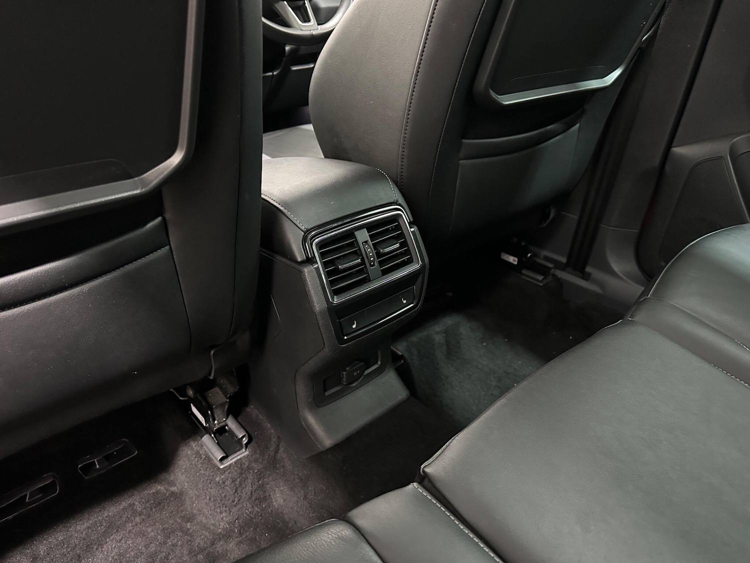 Used Skoda Karoq 2019 for sale - 77238650: Photo 36