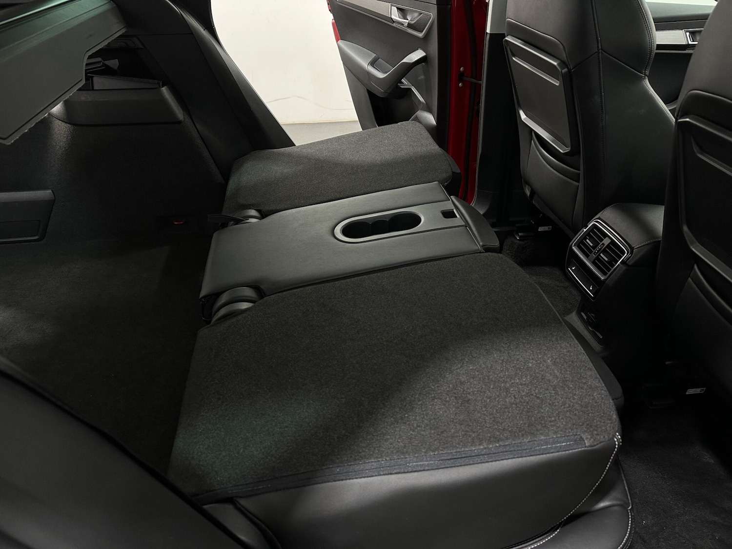 Used Skoda Karoq 2019 for sale - 77238650: Photo 44