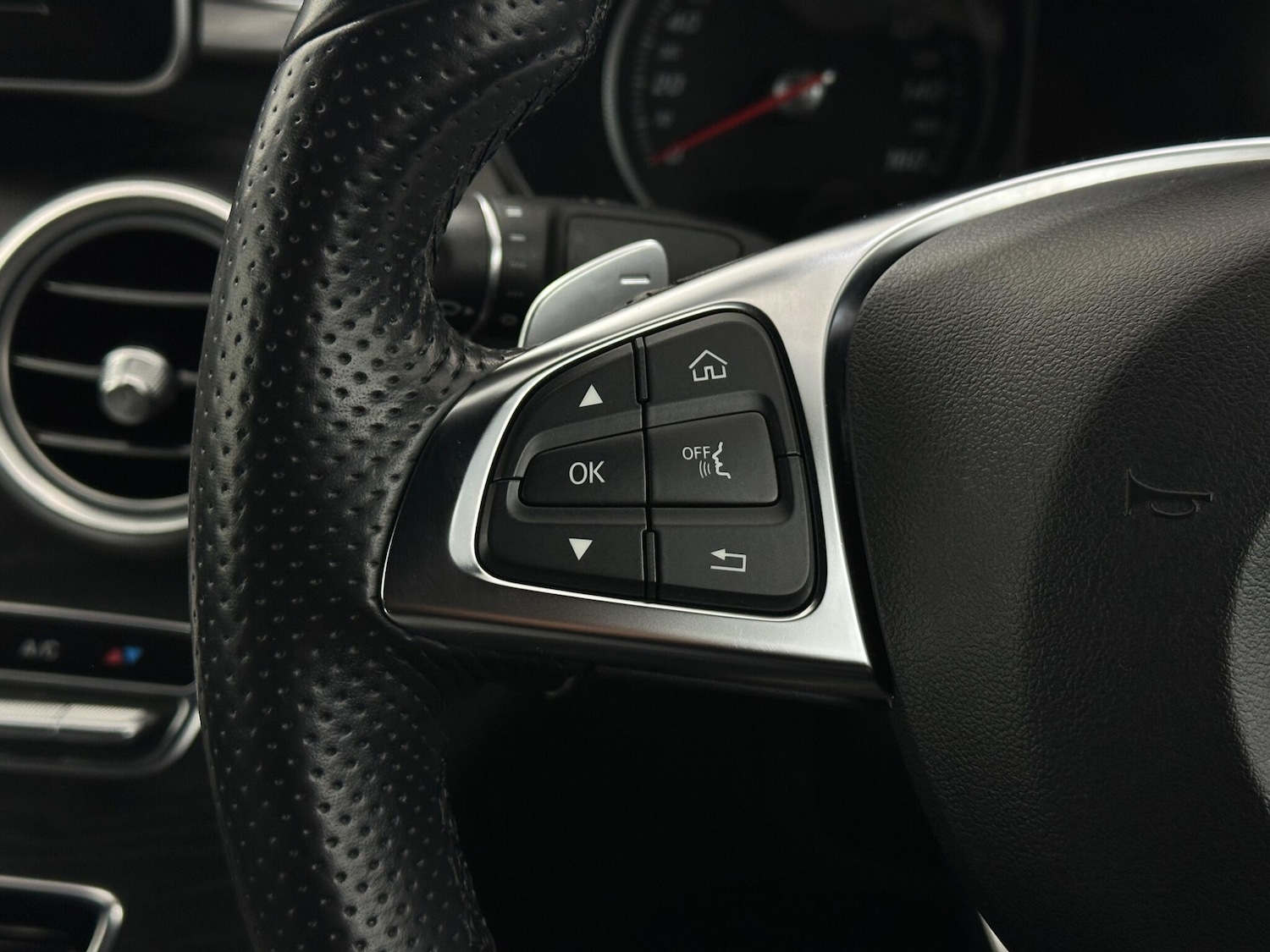 Used Mercedes-Benz C Class 2017 for sale - 78062870: Photo 15