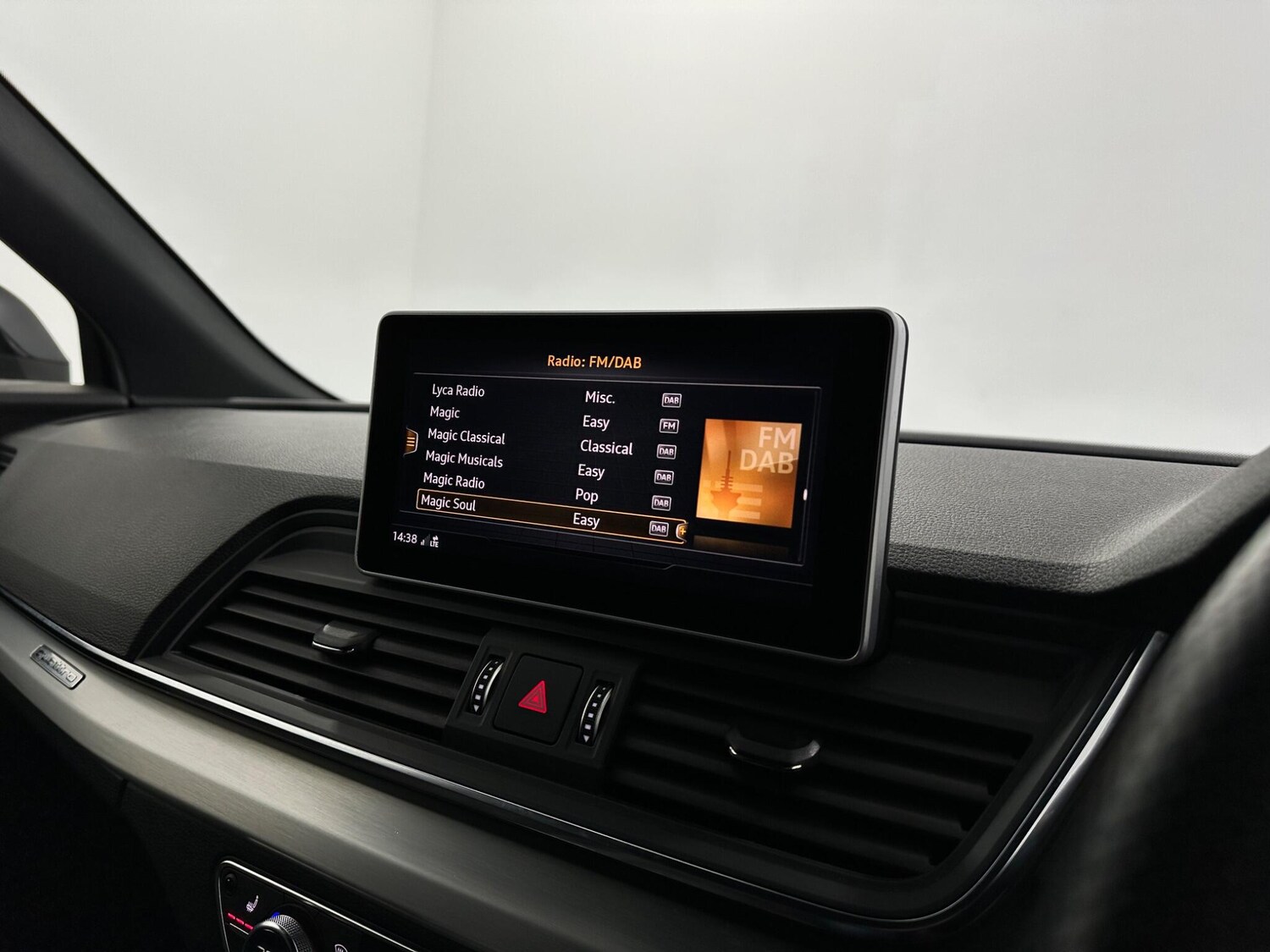 Used Audi Q5 2017 for sale - 77825103: Photo 28