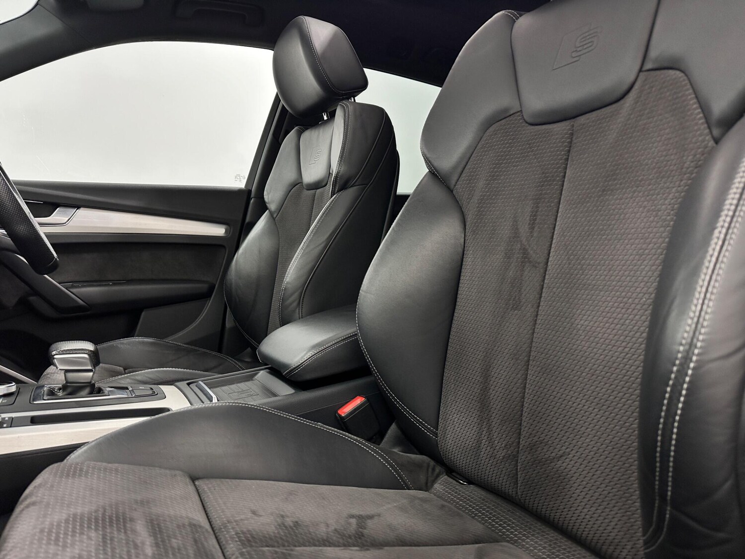 Used Audi Q5 2017 for sale - 77825103: Photo 38