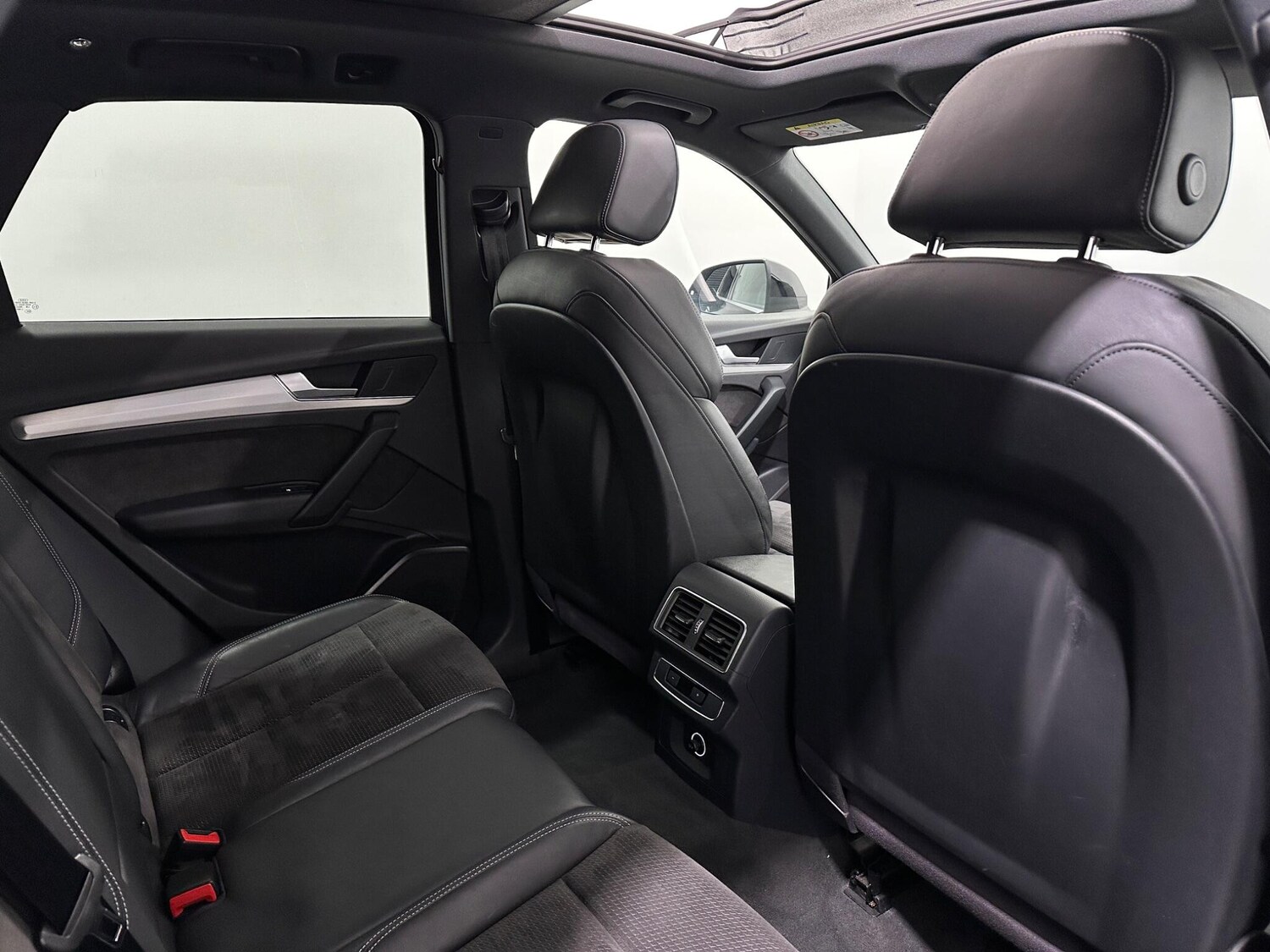 Used Audi Q5 2017 for sale - 77825103: Photo 44